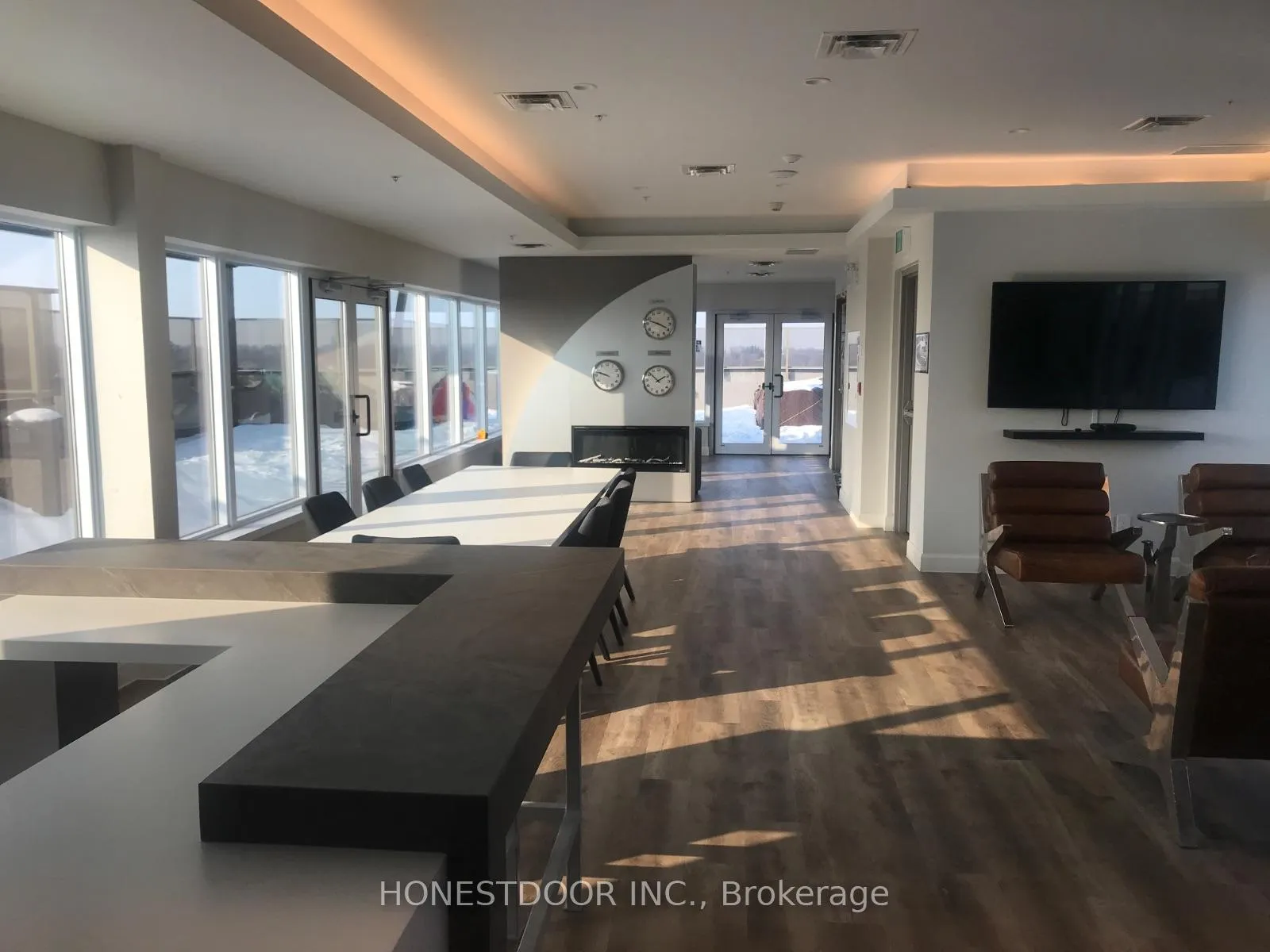Photo 5 of Unit 303, 34 Norman Street, Brantford, Fairview/Greenbrier — HOMEH