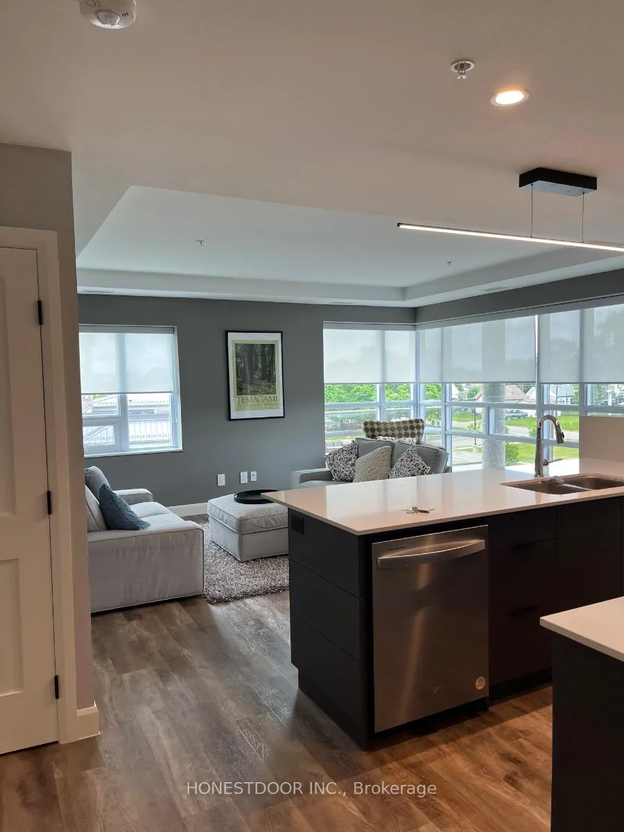 Photo 13 of Unit 303, 34 Norman Street, Brantford, Fairview/Greenbrier — HOMEH