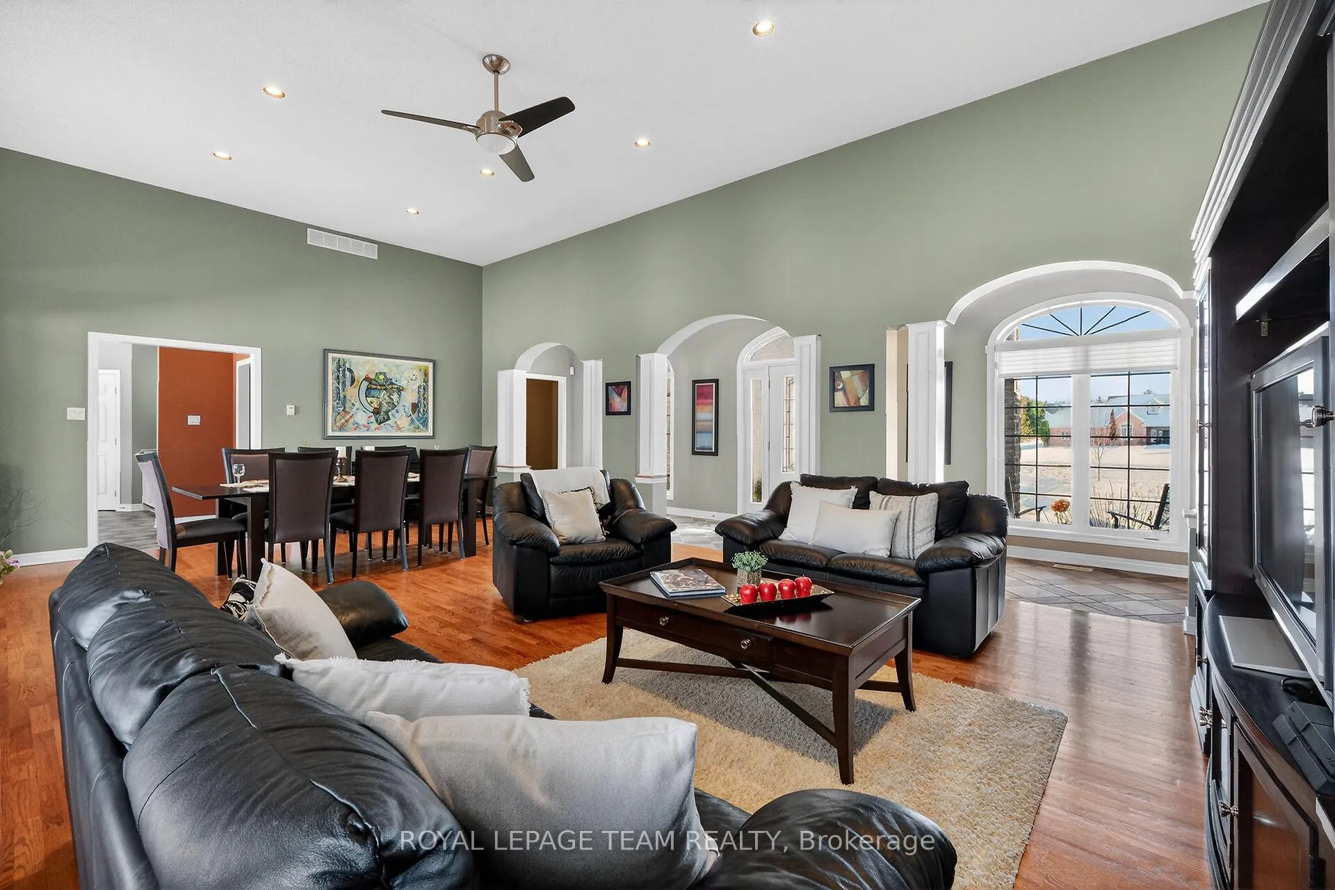 Photo 3 of 1611 Landel Drive, Ottawa, Kanata - Rural Kanata (Central) — HOMEH