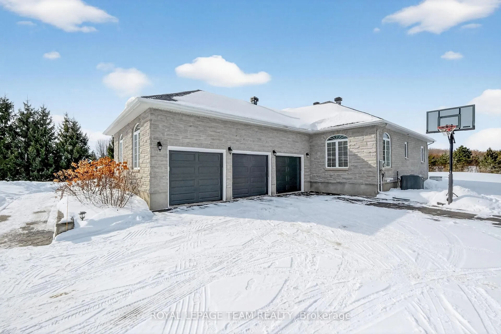 Photo 5 of 1611 Landel Drive, Ottawa, Kanata - Rural Kanata (Central) — HOMEH
