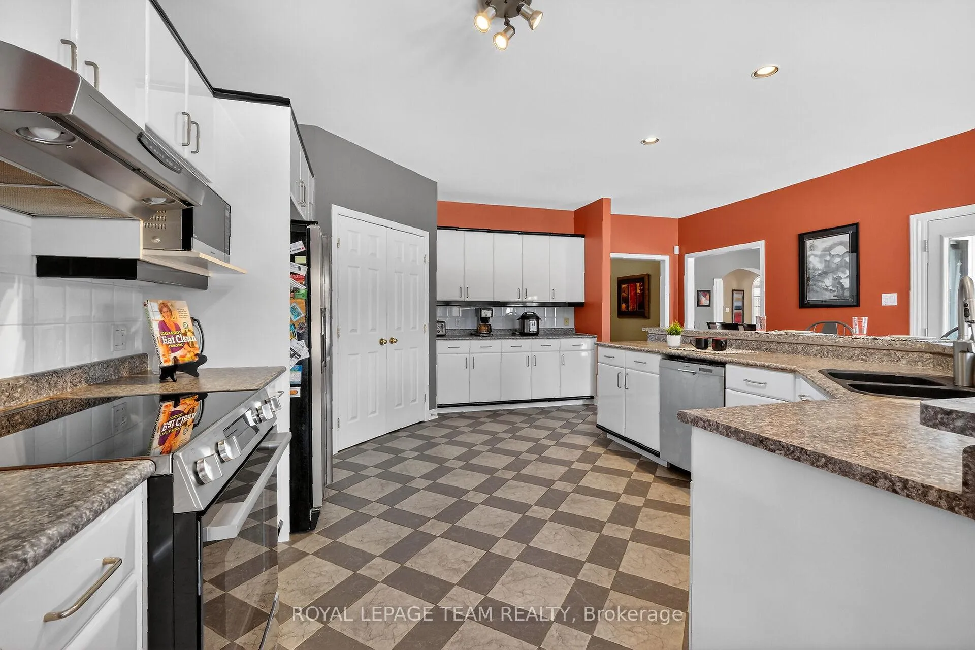 Photo 16 of 1611 Landel Drive, Ottawa, Kanata - Rural Kanata (Central) — HOMEH