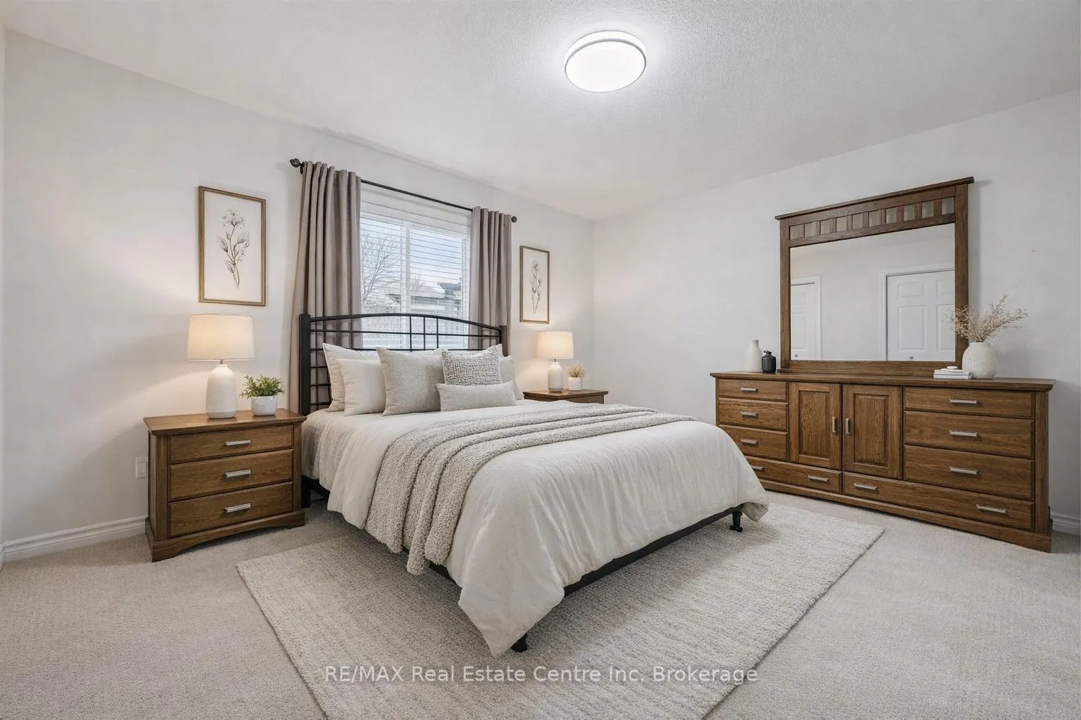 Photo 7 of 21 Wideman Boulevard, Guelph, Victoria North — HOMEH