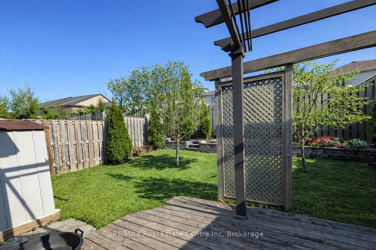 Photo 15 of 21 Wideman Boulevard, Guelph, Victoria North — HOMEH