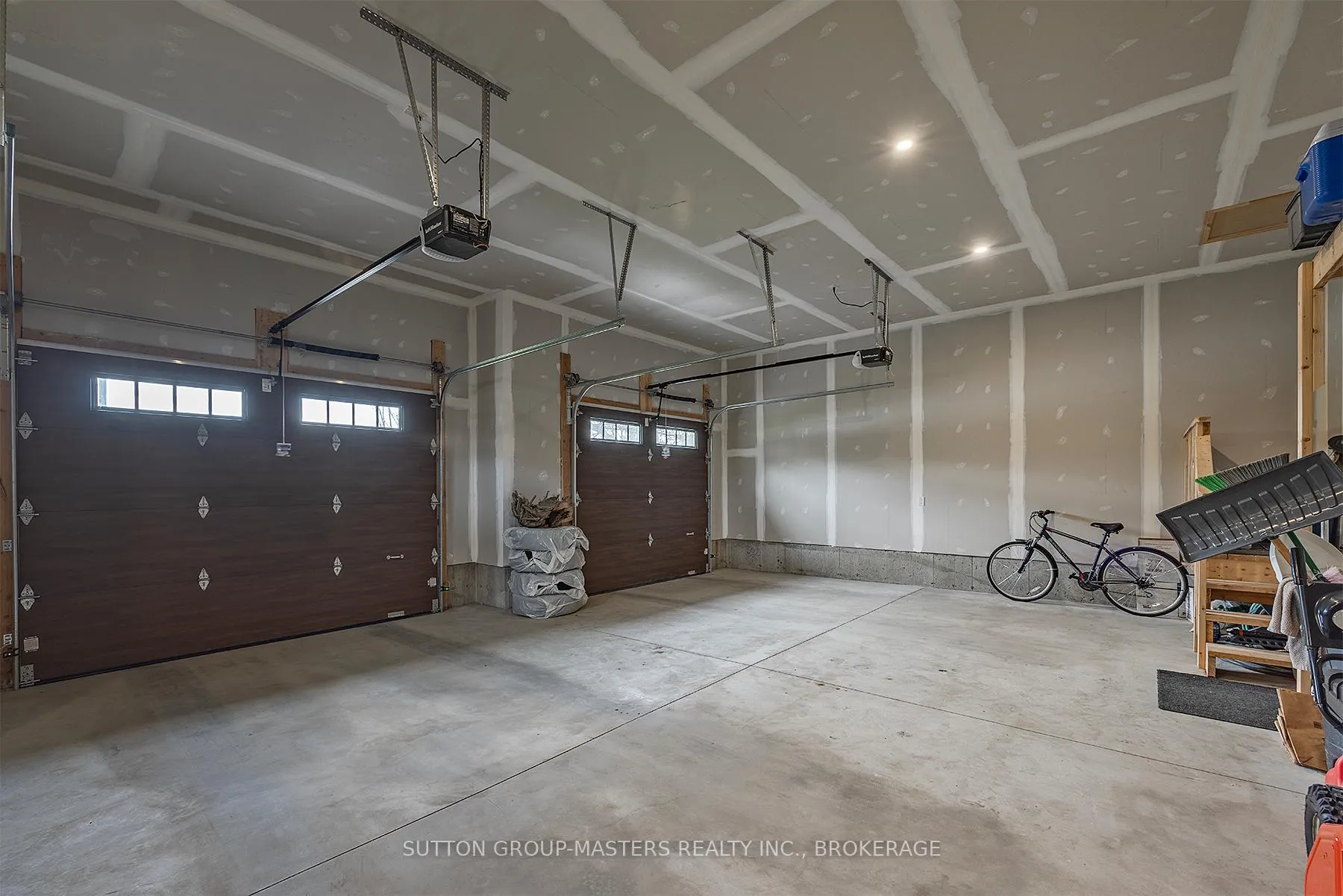 Photo 17 of 2159 McKendry Road, Kingston, City North of 401 — HOMEH
