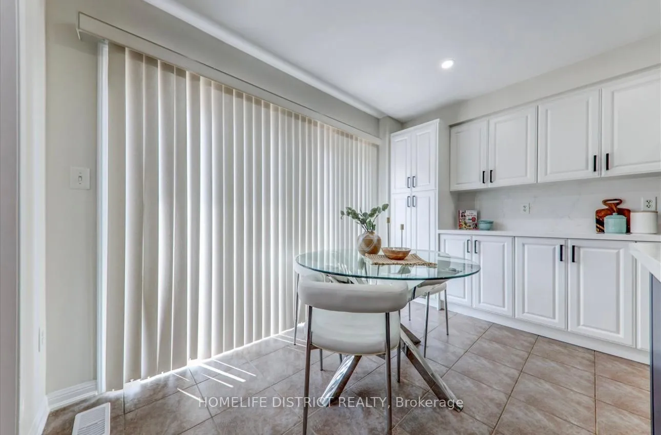 Photo 7 of 51 Seascape Crescent, Brampton, Bram East — HOMEH