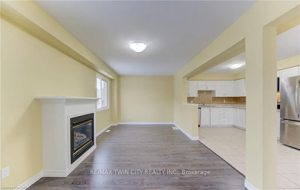 Photo 28 of 40 Red Clover Street E, Kitchener — HOMEH