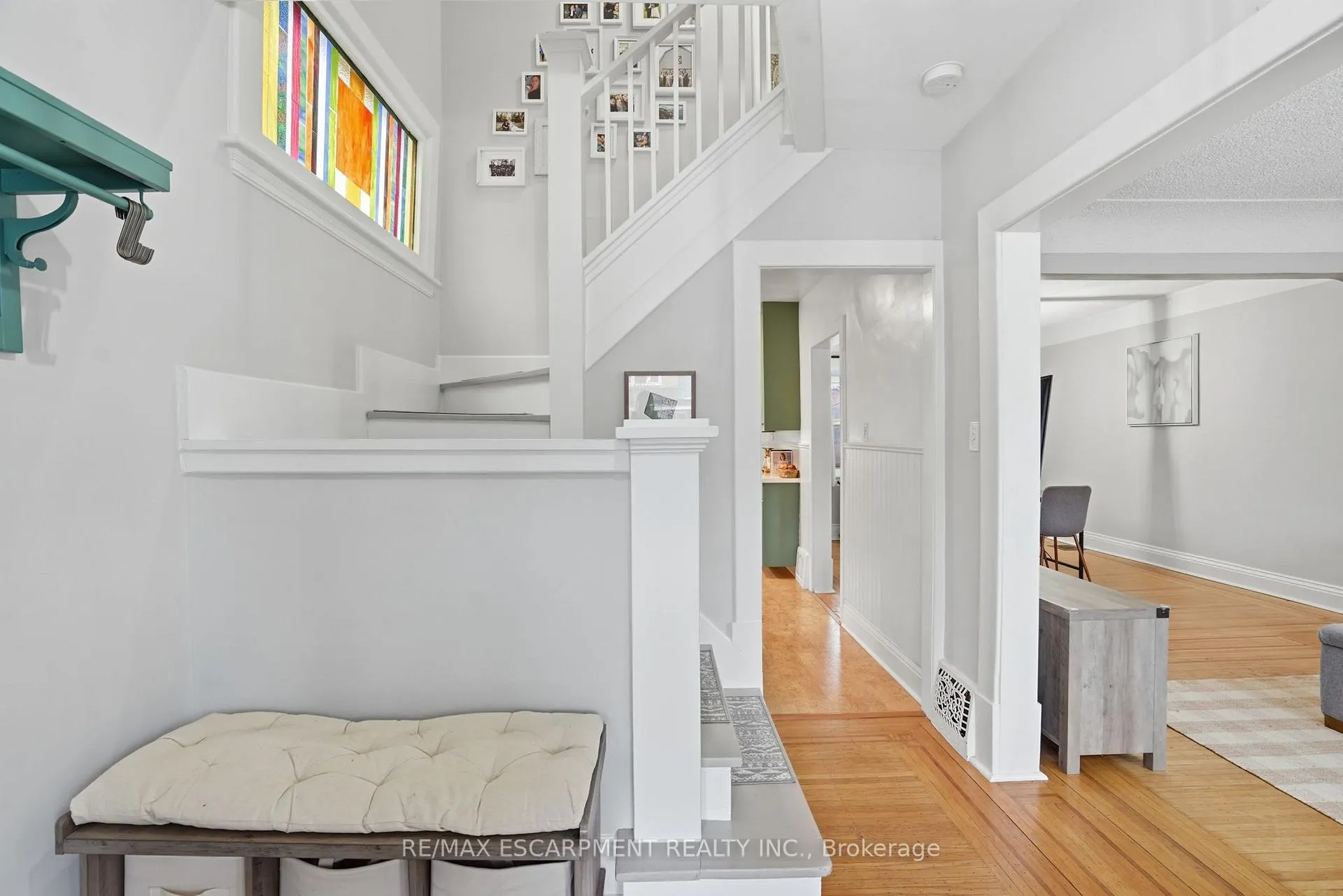 Photo 6 of 181 Grosvenor Avenue S, Hamilton, Delta — HOMEH