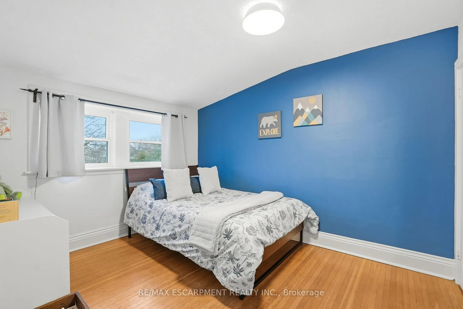 Photo 27 of 181 Grosvenor Avenue S, Hamilton, Delta — HOMEH