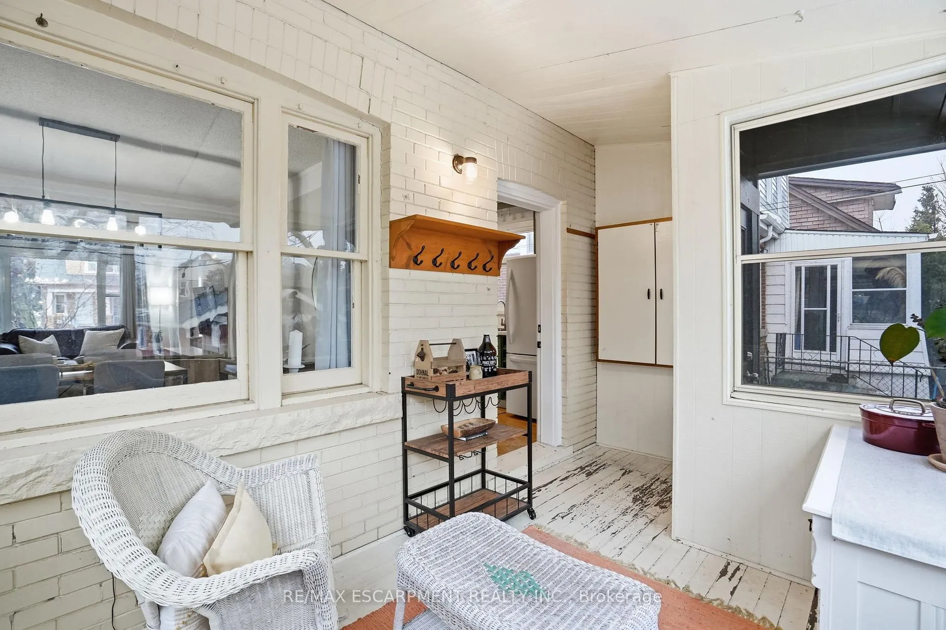 Photo 42 of 181 Grosvenor Avenue S, Hamilton, Delta — HOMEH