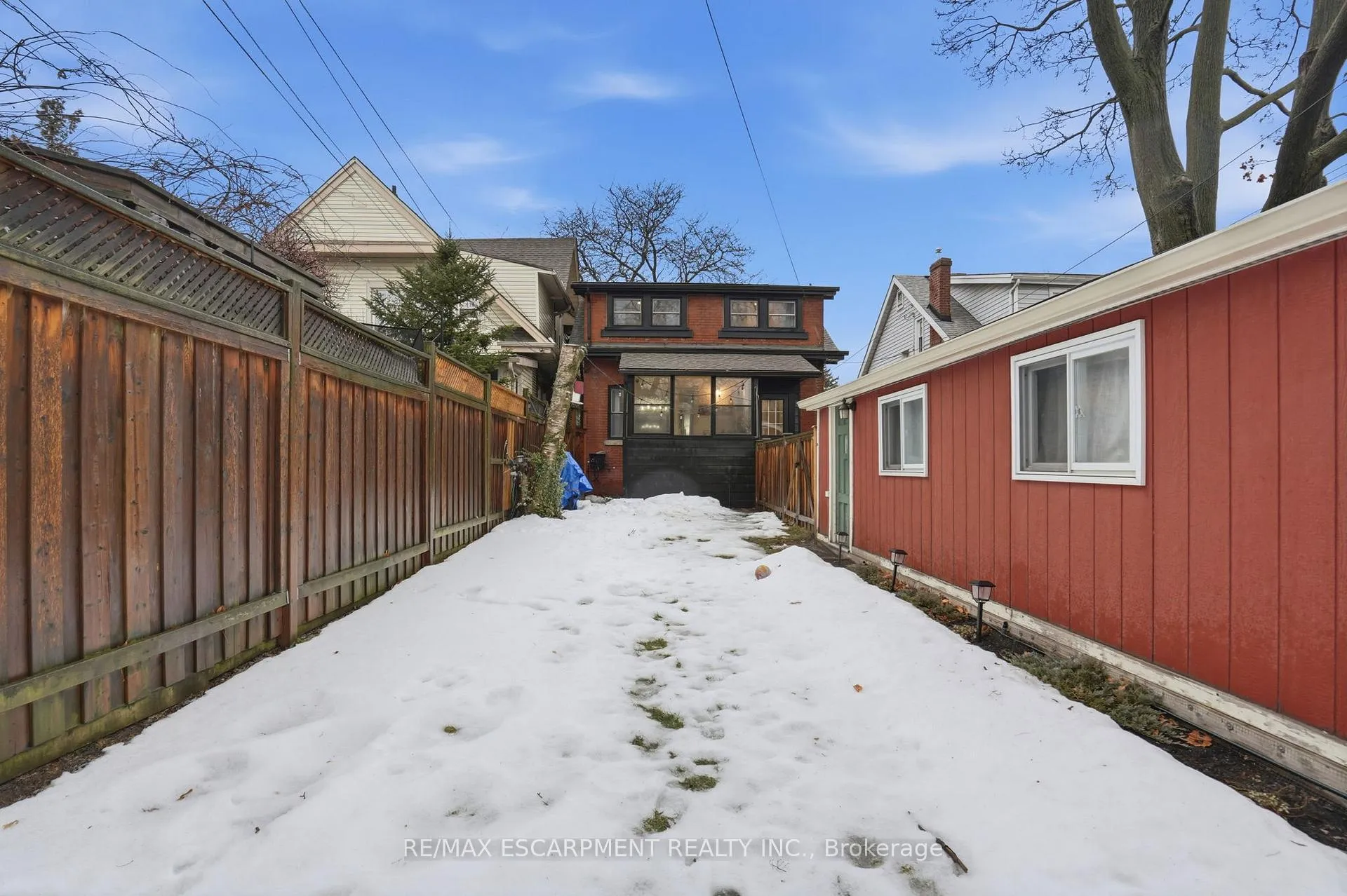 Photo 48 of 181 Grosvenor Avenue S, Hamilton, Delta — HOMEH