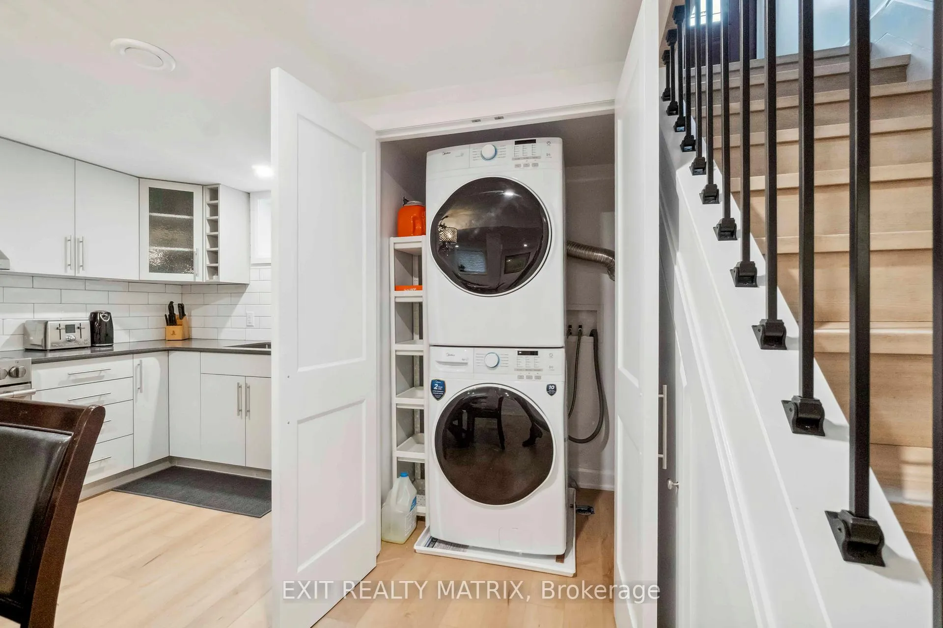 Photo 21 of Unit B, 848 Willow Avenue, Ottawa, Chatelaine Village — HOMEH