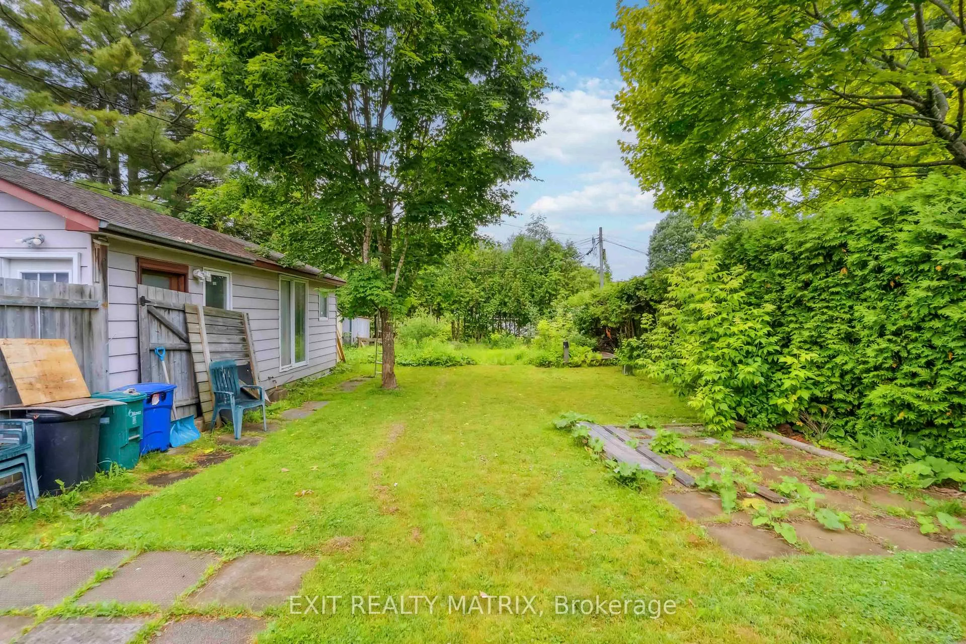 Photo 24 of Unit B, 848 Willow Avenue, Ottawa, Chatelaine Village — HOMEH