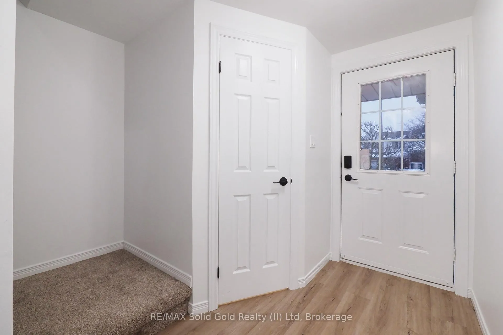 Photo 2 of 433 Exmoor Street, Waterloo — HOMEH