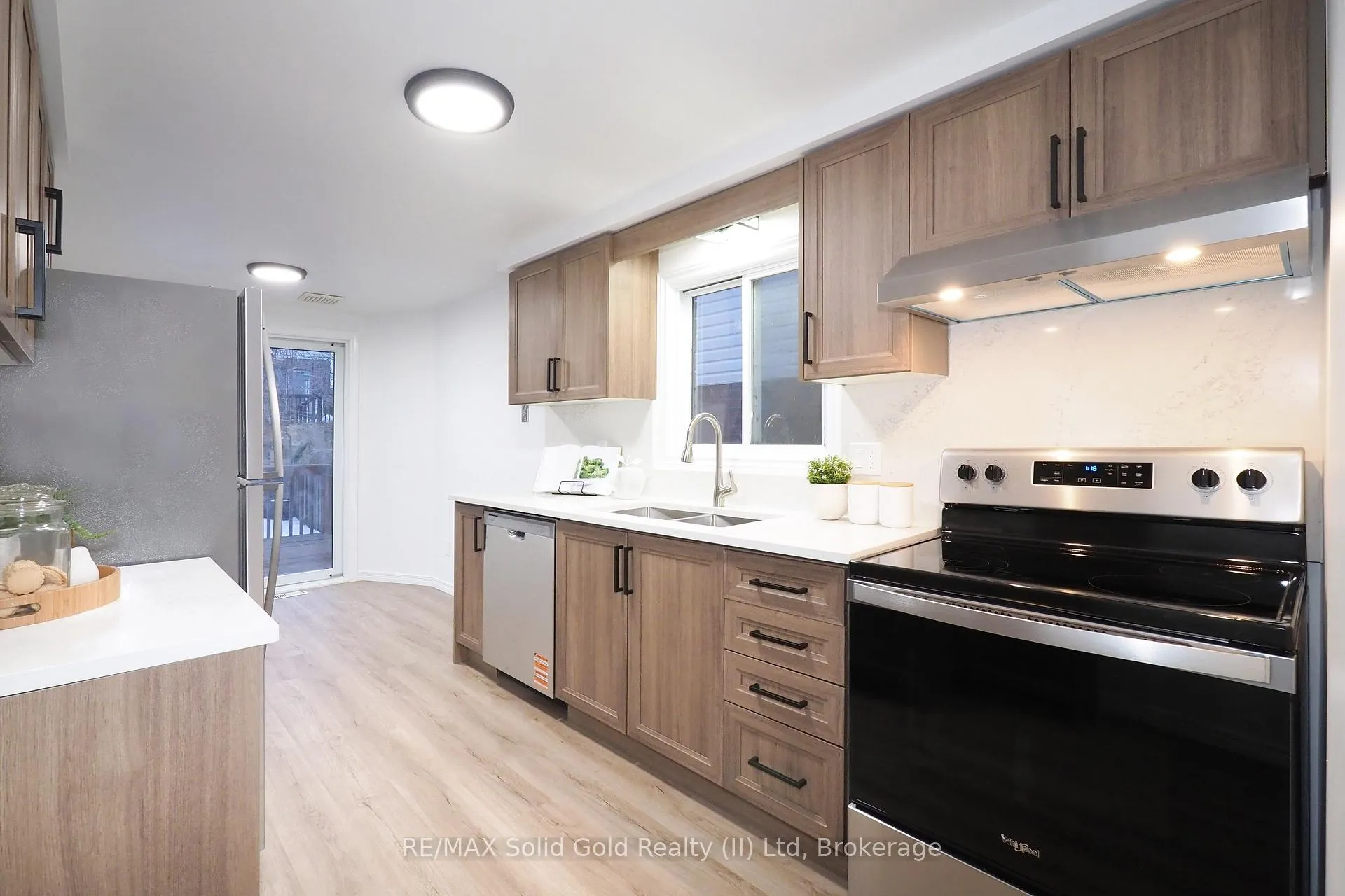 Photo 10 of 433 Exmoor Street, Waterloo — HOMEH