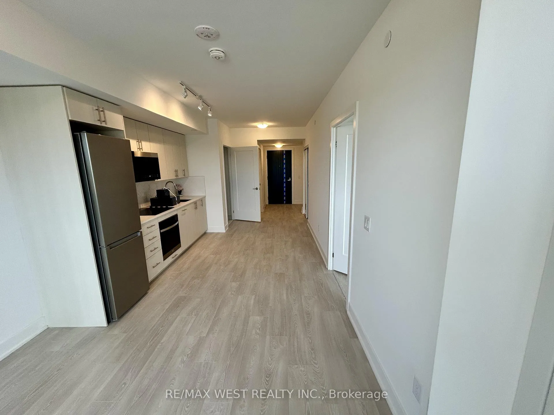 Photo 8 of Unit 1831, 2545 Simcoe Street N, Oshawa, Windfields — HOMEH
