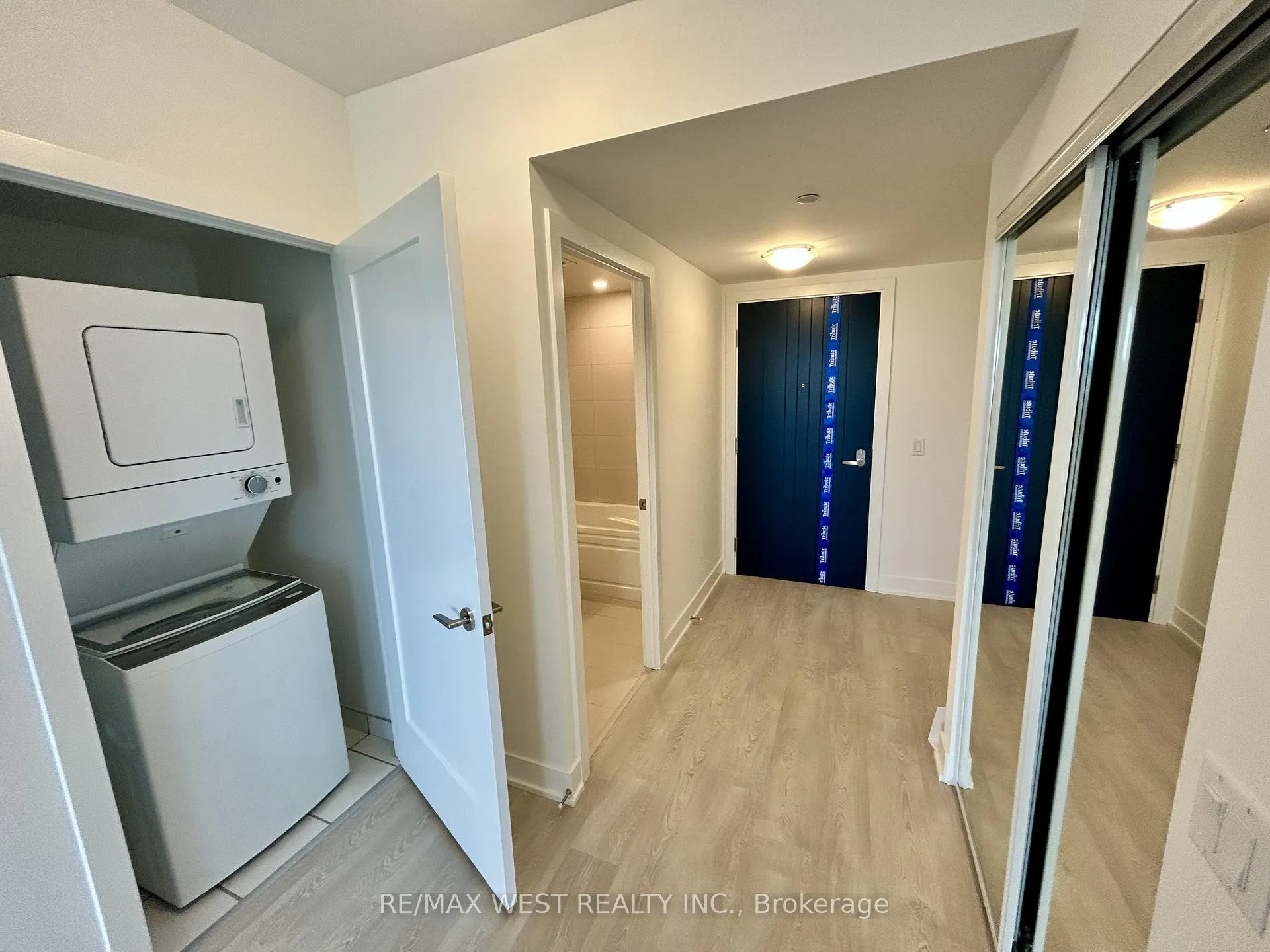 Photo 13 of Unit 1831, 2545 Simcoe Street N, Oshawa, Windfields — HOMEH