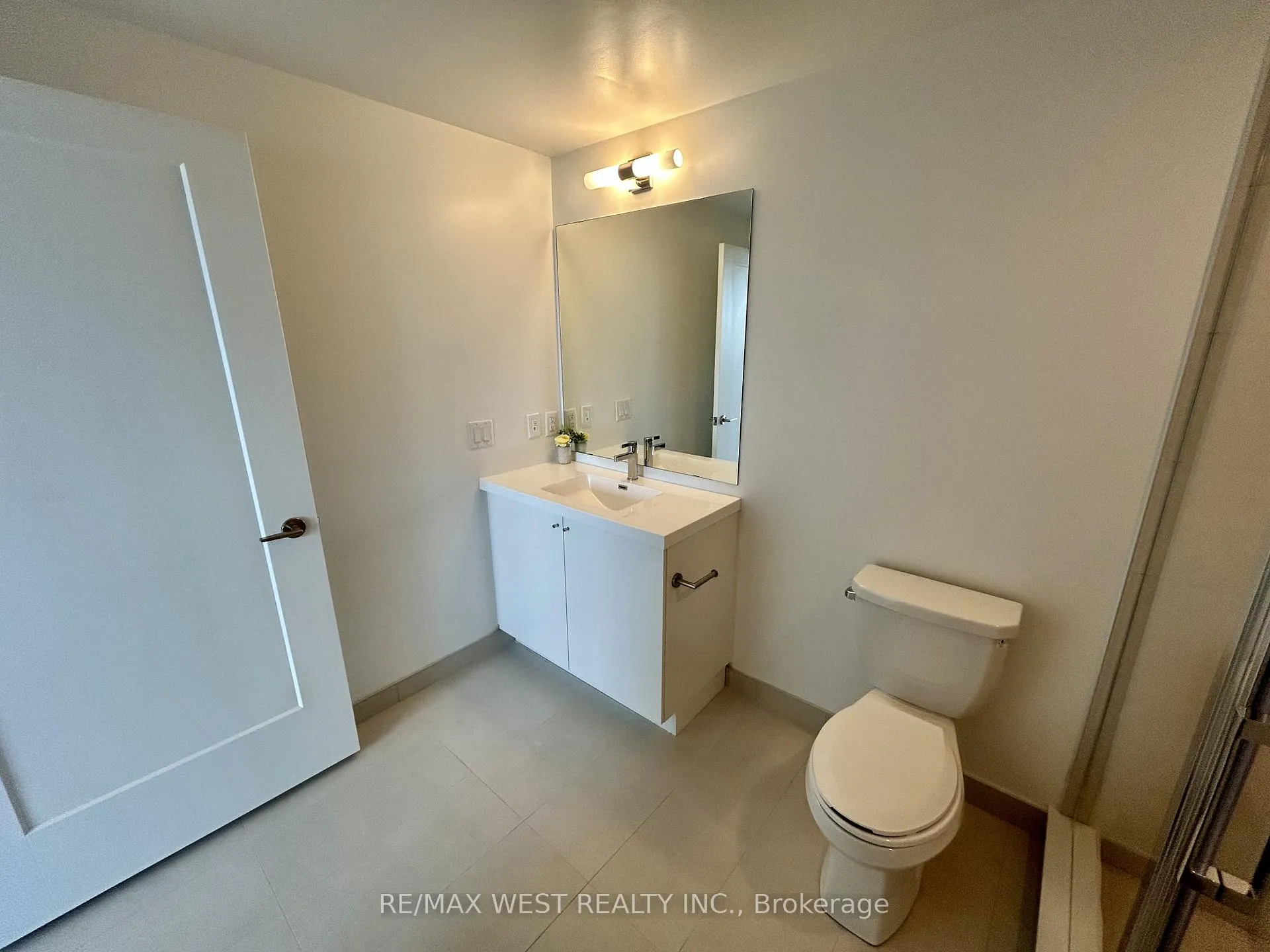 Photo 16 of Unit 1831, 2545 Simcoe Street N, Oshawa, Windfields — HOMEH