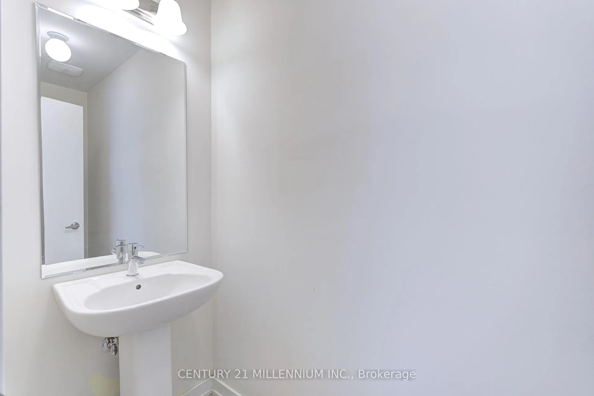 Photo 5 of 25 Lambert Lane, Caledon, Bolton East — HOMEH