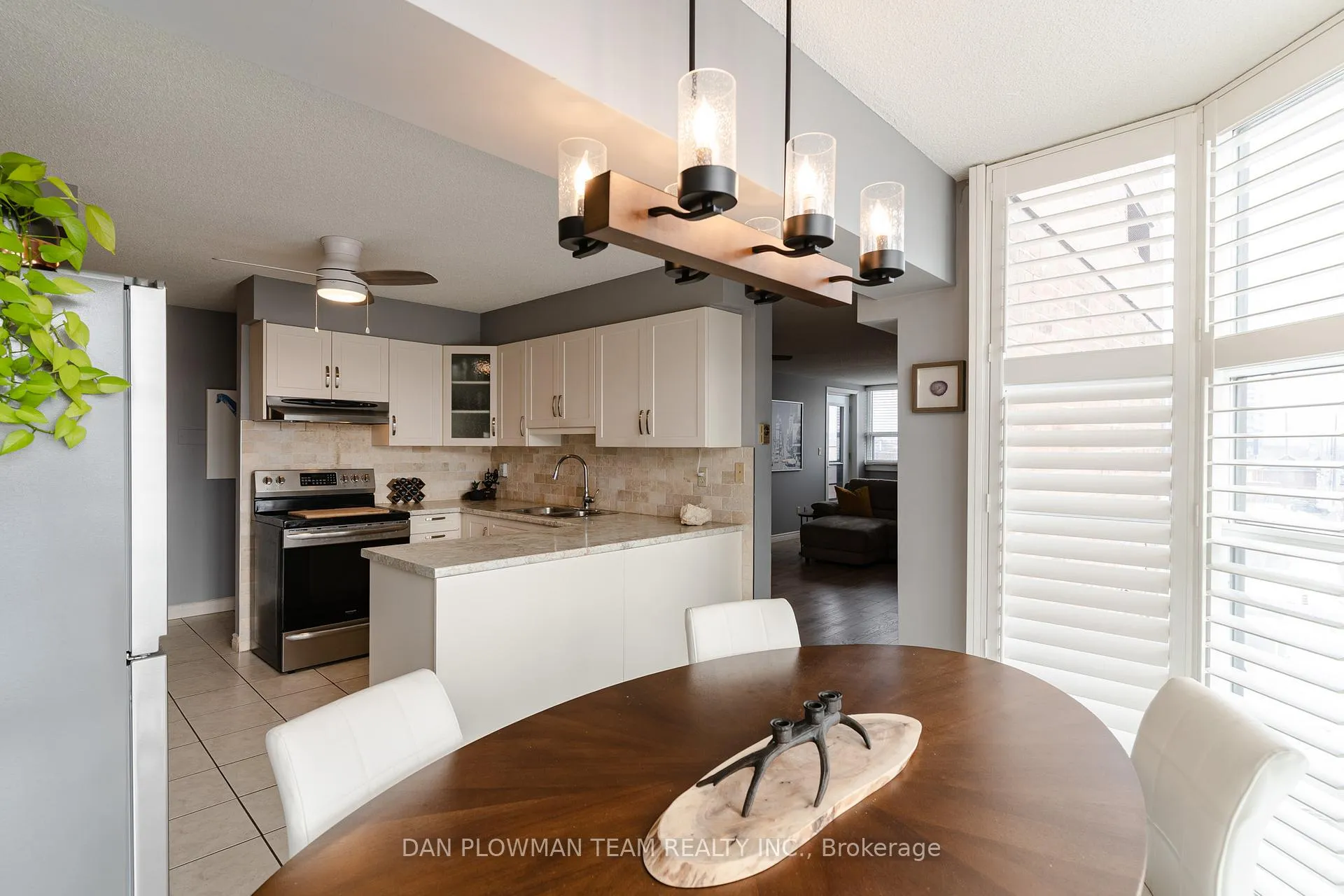Front of Unit 501, 80 Athol Street E