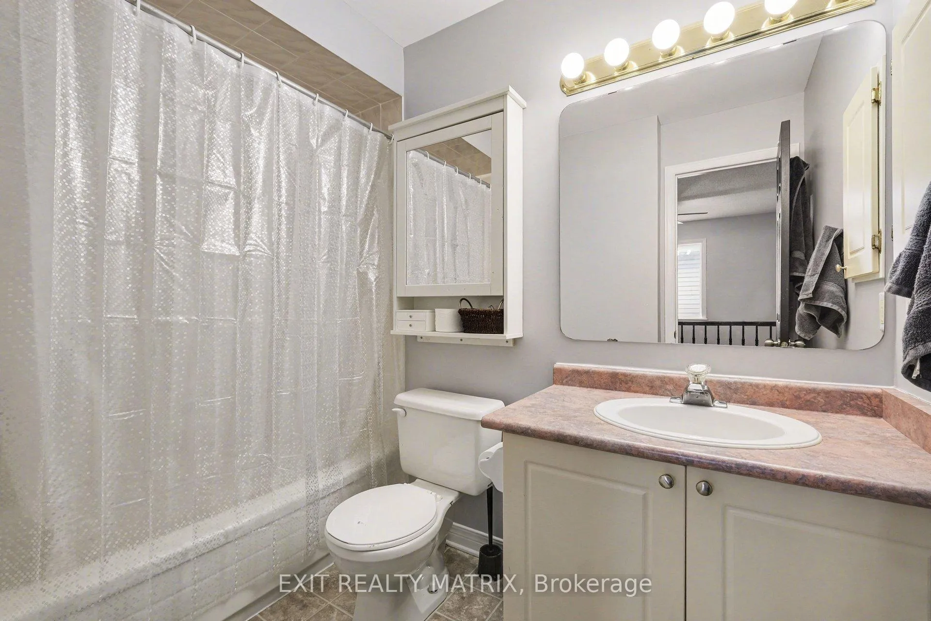 Photo 35 of 65 Locheland Crescent, Ottawa, Barrhaven East — HOMEH