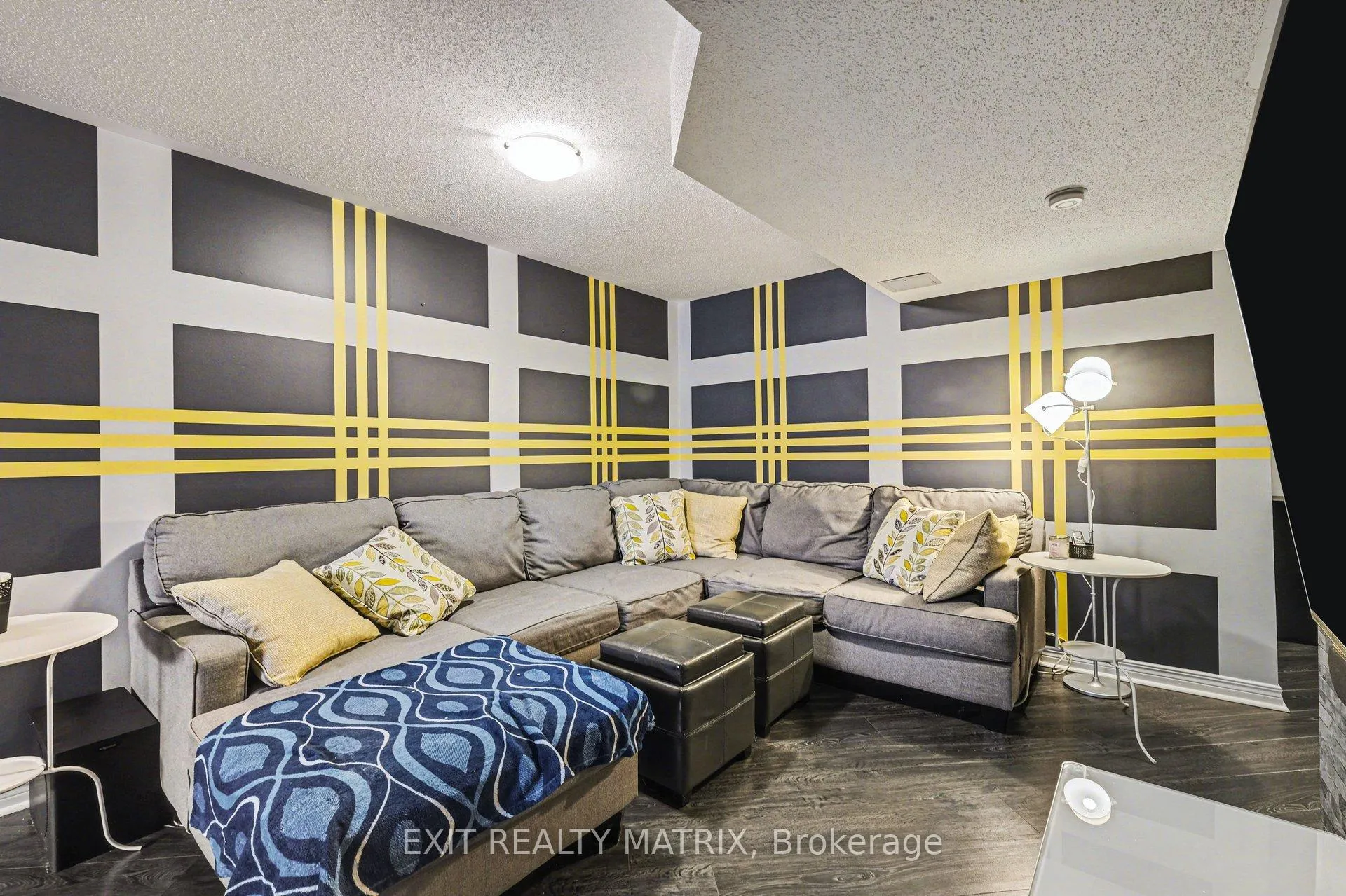 Photo 37 of 65 Locheland Crescent, Ottawa, Barrhaven East — HOMEH