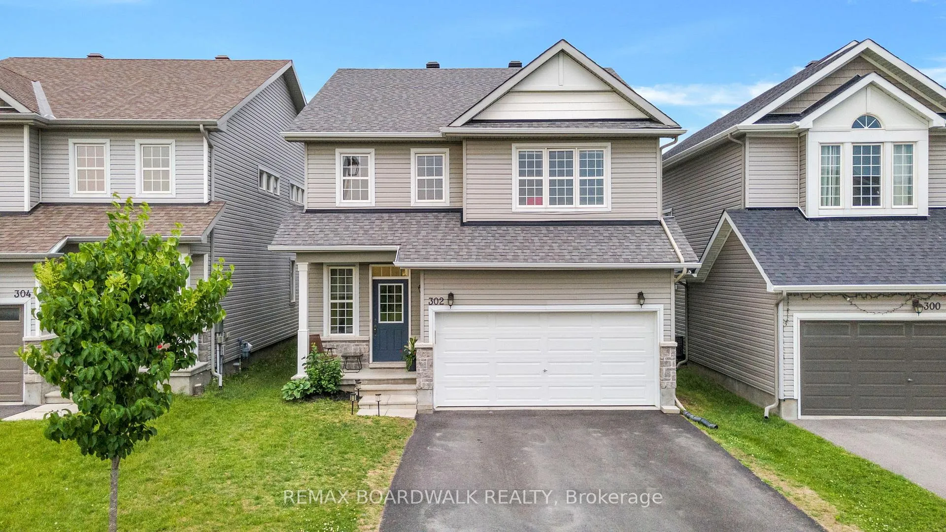 Front of 302 Haliburton Heights