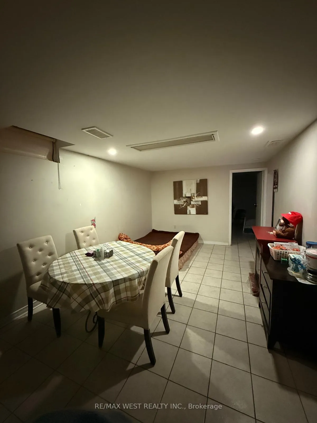 Photo 1 of Unit Bsmt, 49 Sandmere Avenue, Brampton, Heart Lake West — HOMEH