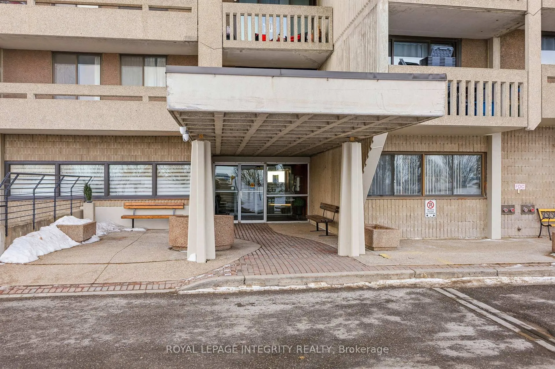 Photo 2 of Unit 510, 415 Greenview Avenue, Ottawa, Britannia — HOMEH