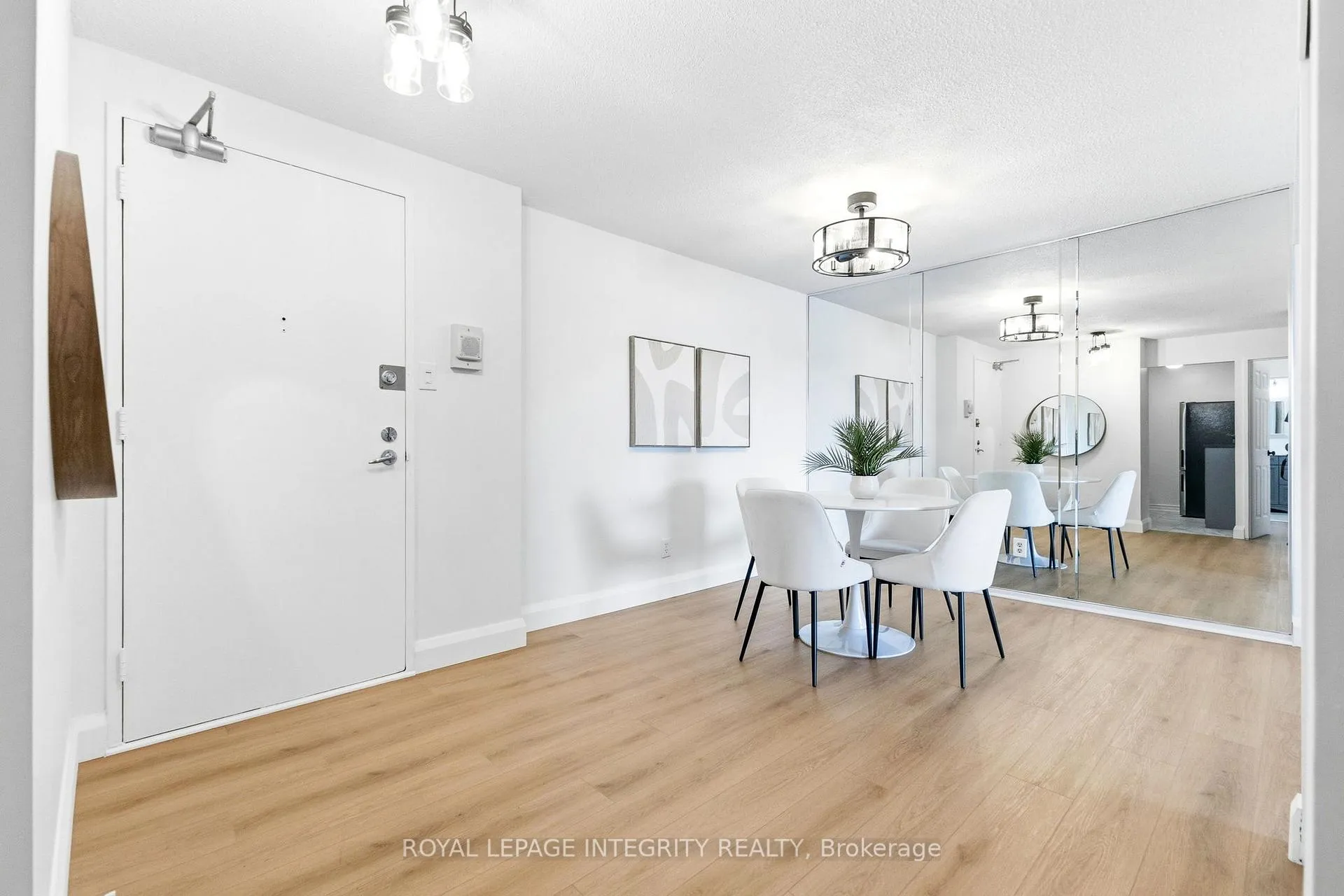 Photo 5 of Unit 510, 415 Greenview Avenue, Ottawa, Britannia — HOMEH