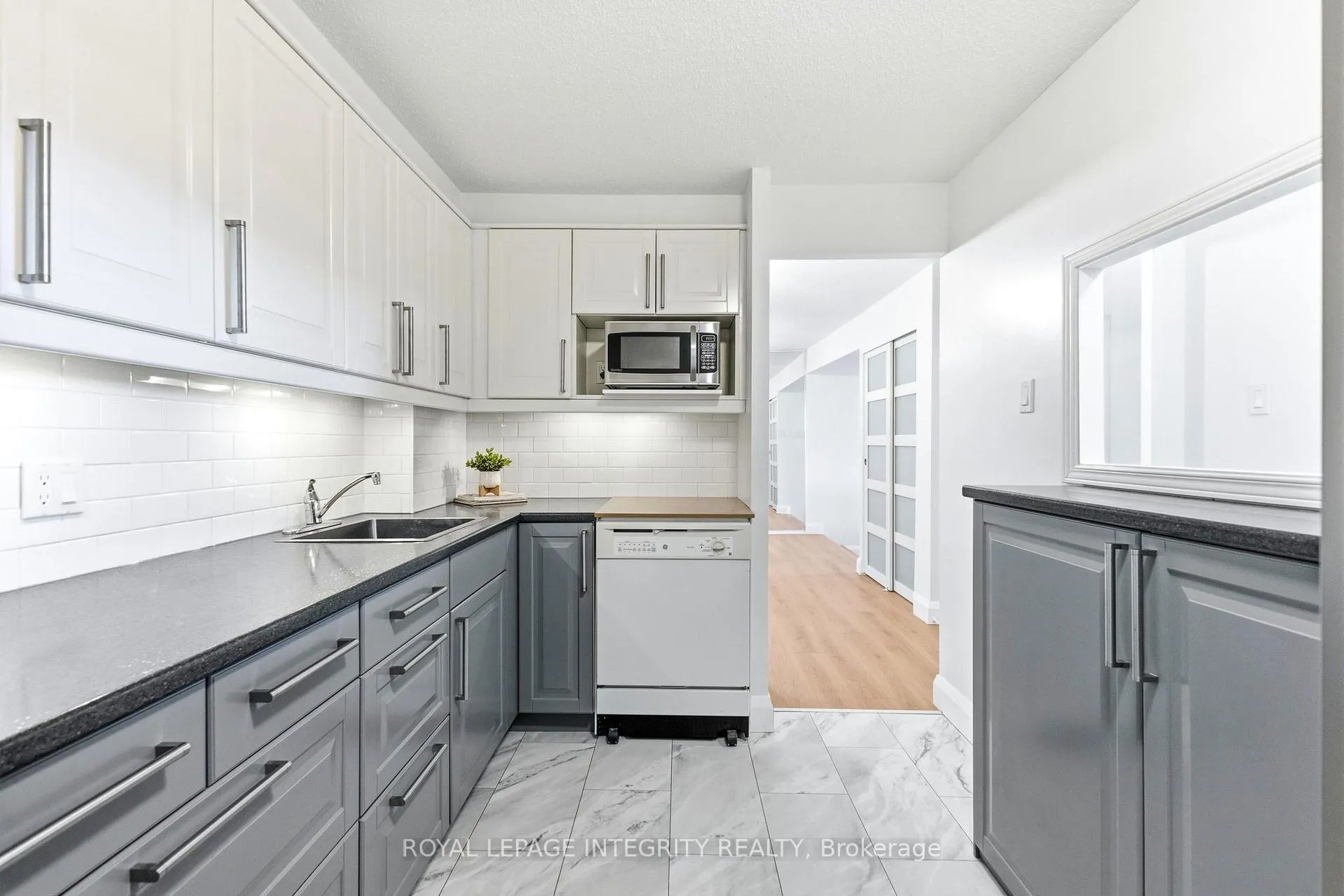 Photo 10 of Unit 510, 415 Greenview Avenue, Ottawa, Britannia — HOMEH