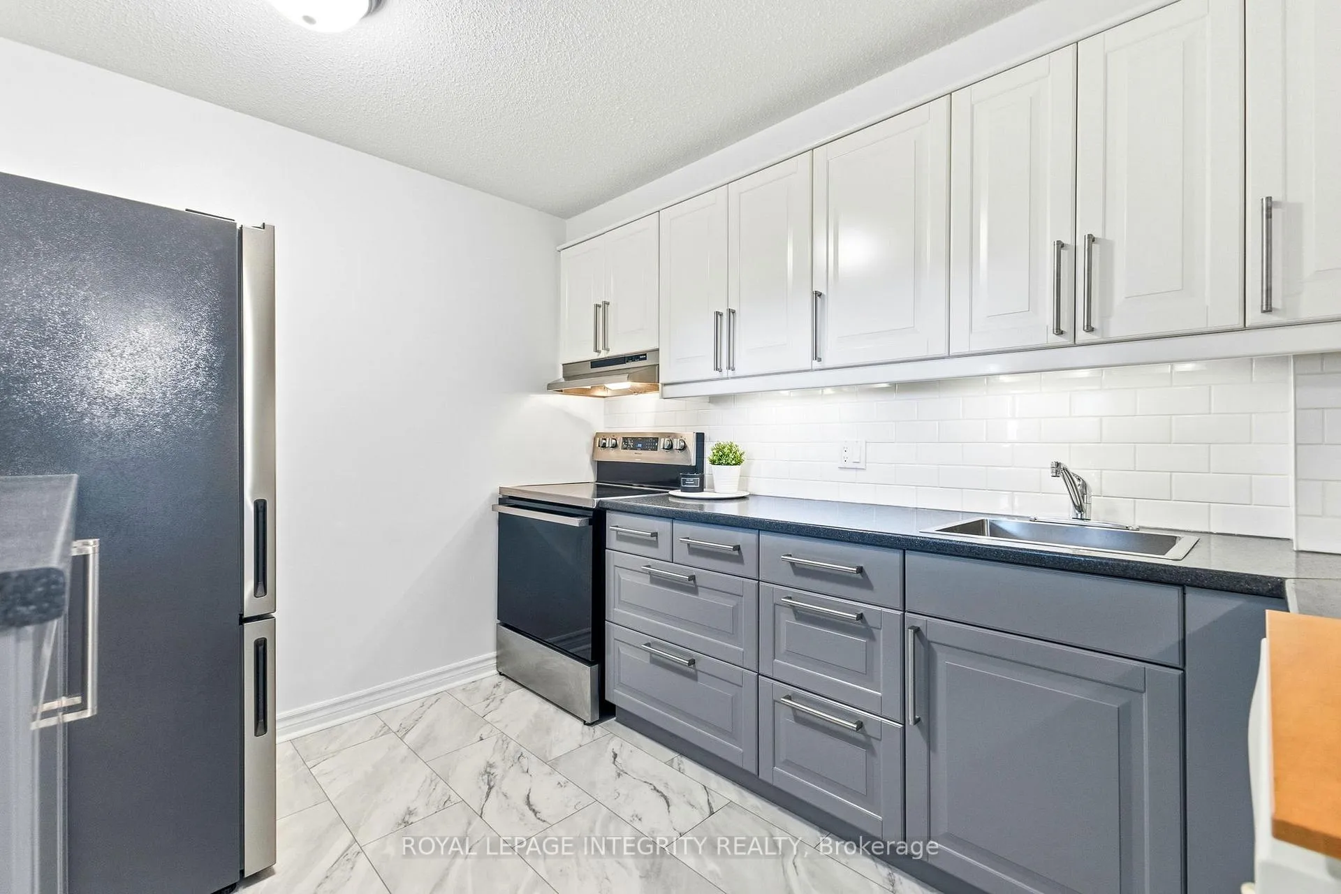 Photo 11 of Unit 510, 415 Greenview Avenue, Ottawa, Britannia — HOMEH