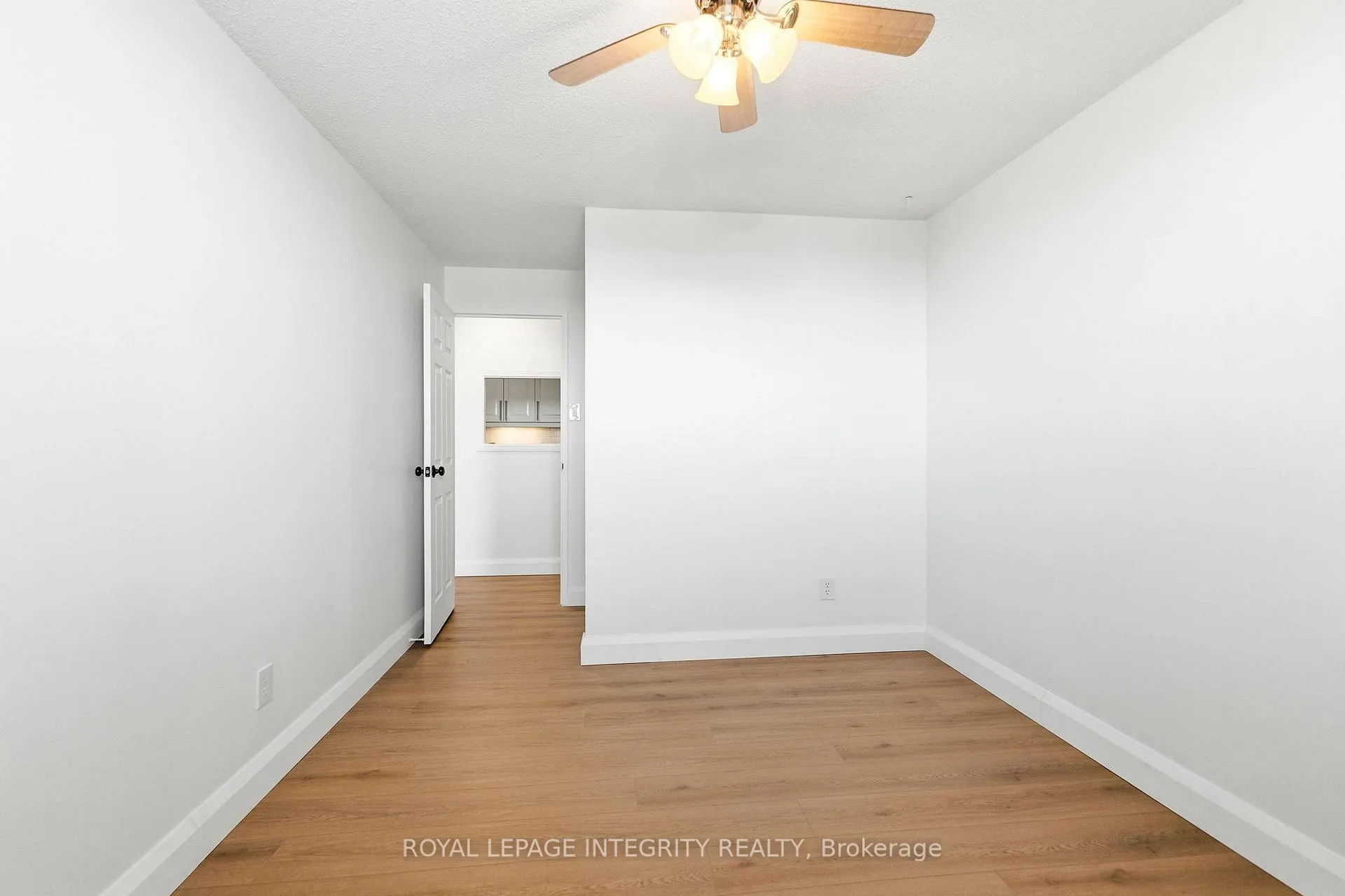 Photo 15 of Unit 510, 415 Greenview Avenue, Ottawa, Britannia — HOMEH