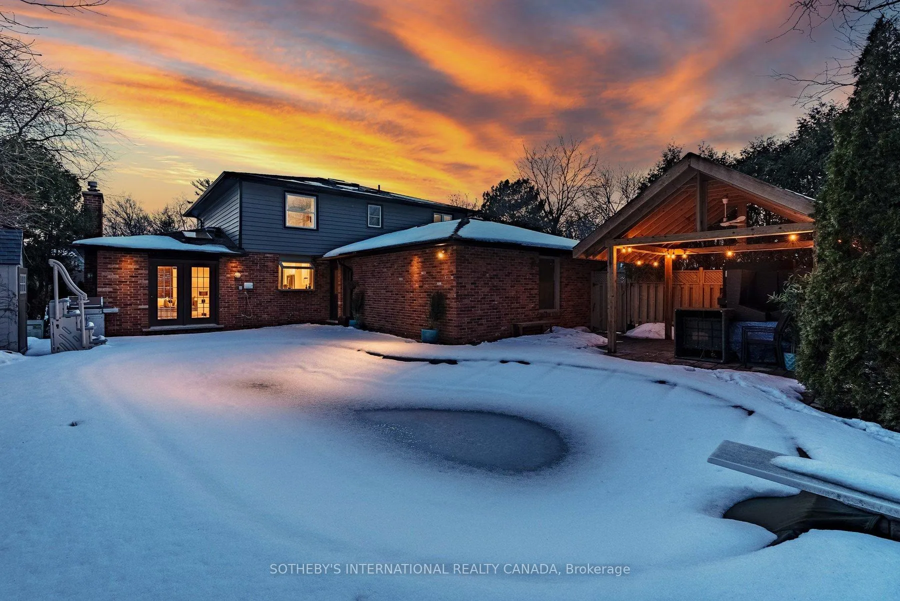 Photo 34 of 1905 Four Seasons Drive, Burlington, Tyandaga — HOMEH