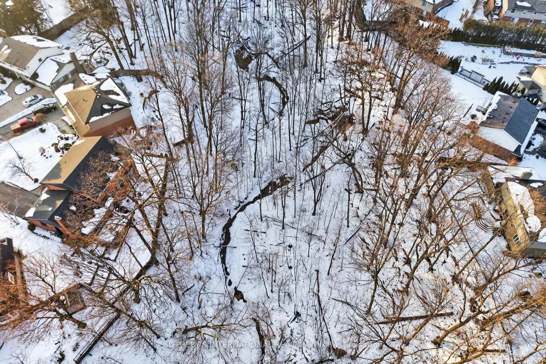 Photo 43 of 1905 Four Seasons Drive, Burlington, Tyandaga — HOMEH