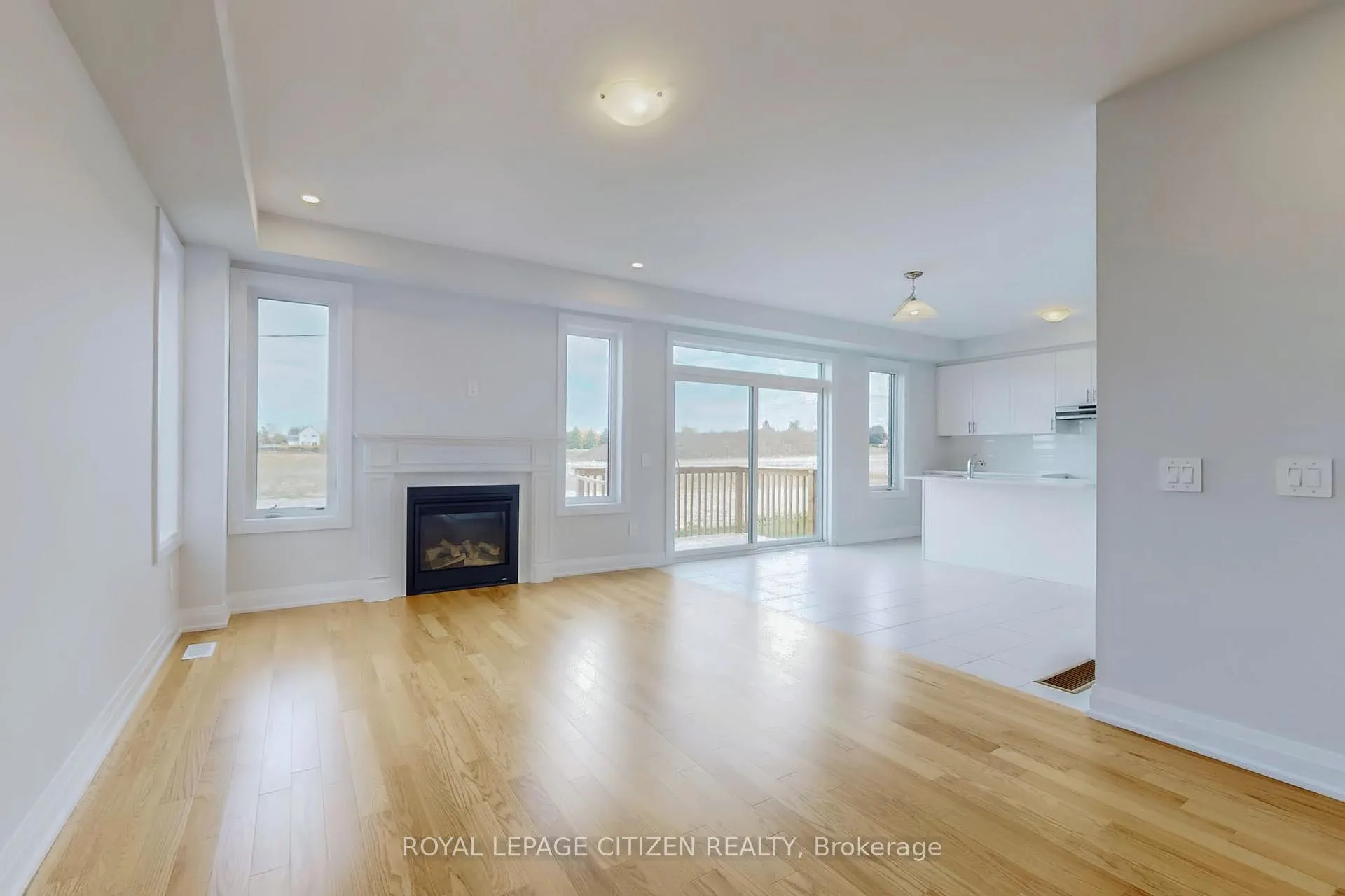 Photo 6 of 185 St. Joseph Road, Kawartha Lakes, Lindsay — HOMEH