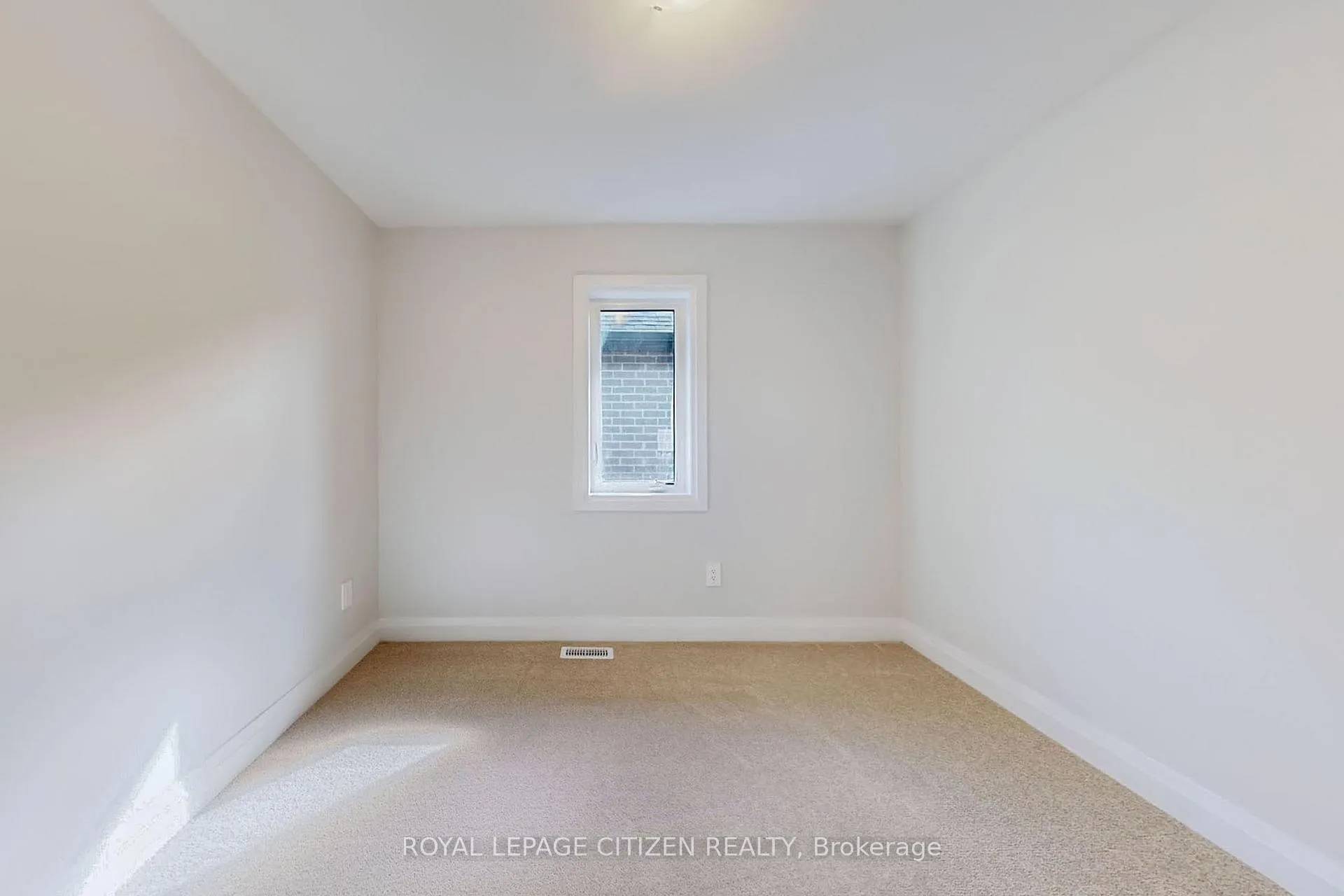 Photo 32 of 185 St. Joseph Road, Kawartha Lakes, Lindsay — HOMEH