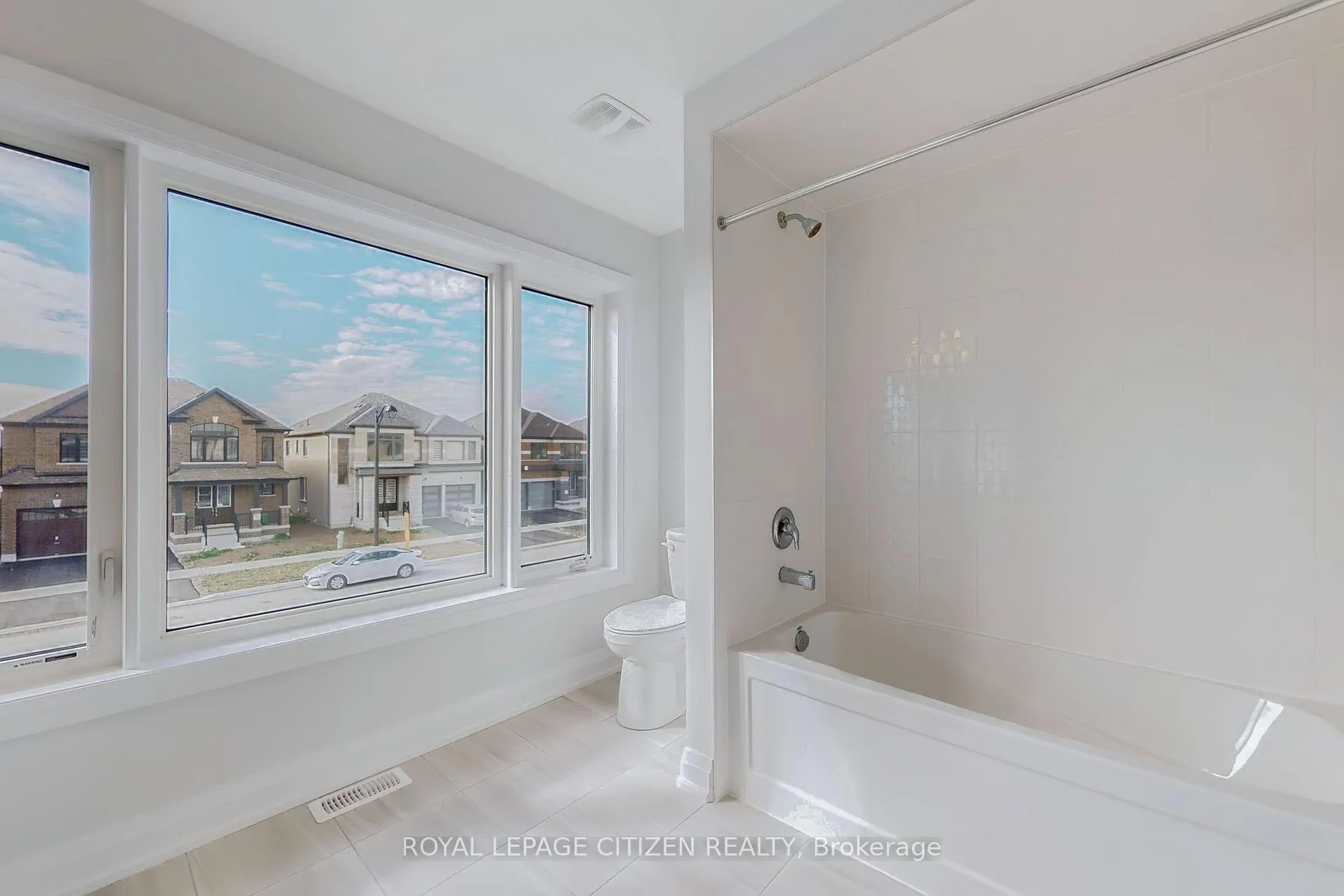 Photo 35 of 185 St. Joseph Road, Kawartha Lakes, Lindsay — HOMEH