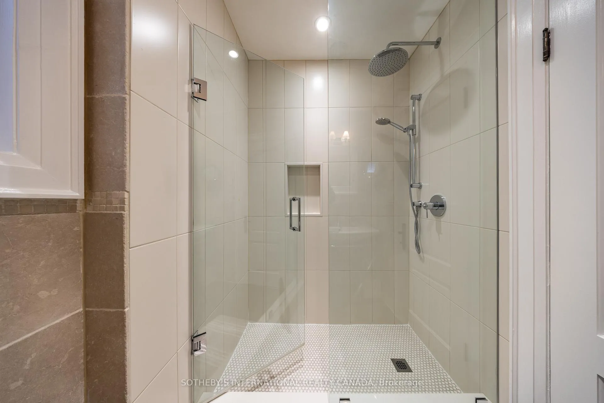 Photo 23 of 190 Snowdon Avenue, Toronto, Lawrence Park North — HOMEH