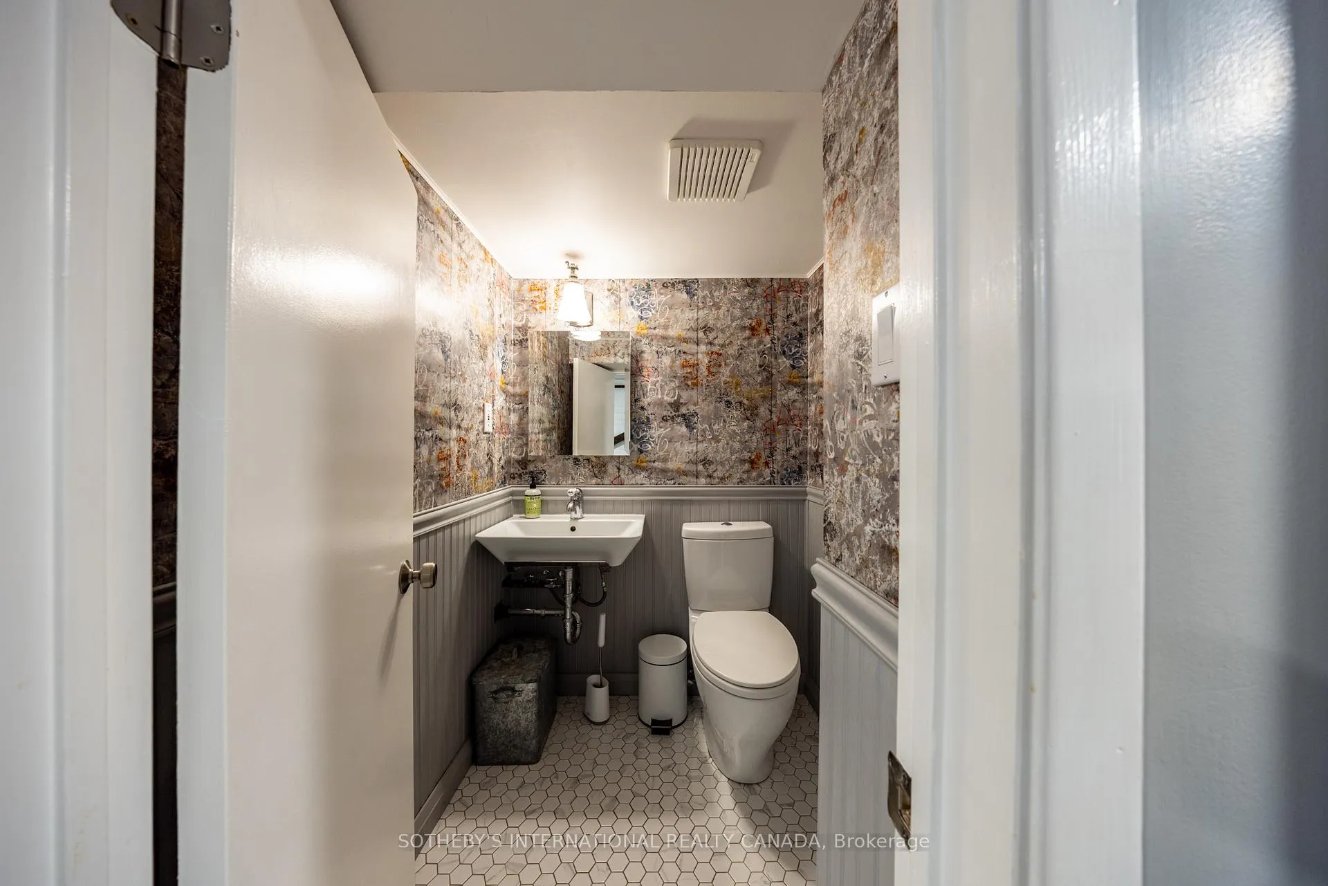 Photo 25 of 190 Snowdon Avenue, Toronto, Lawrence Park North — HOMEH