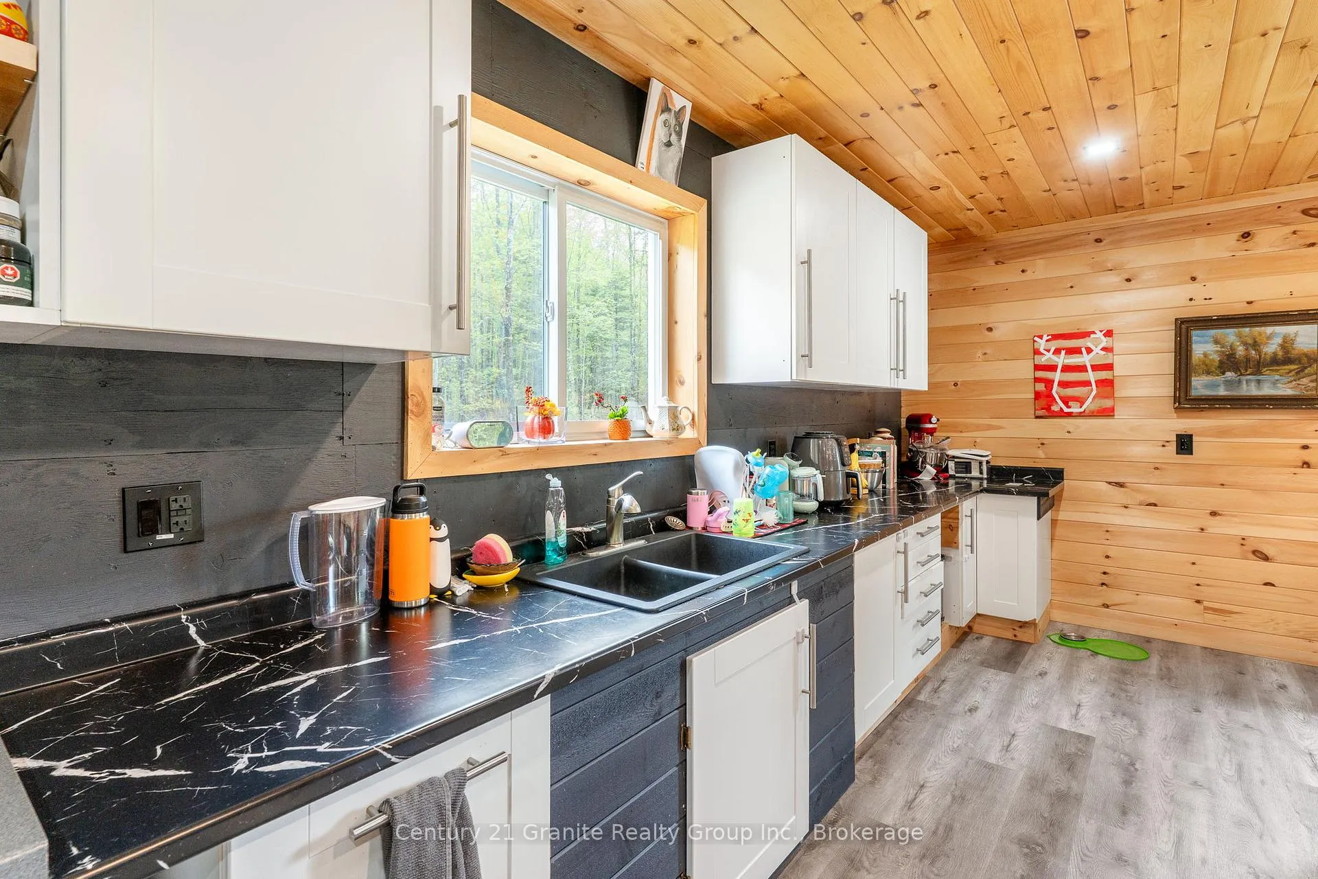 Photo 12 of 10498 Highway 118, Algonquin Highlands, Stanhope — HOMEH