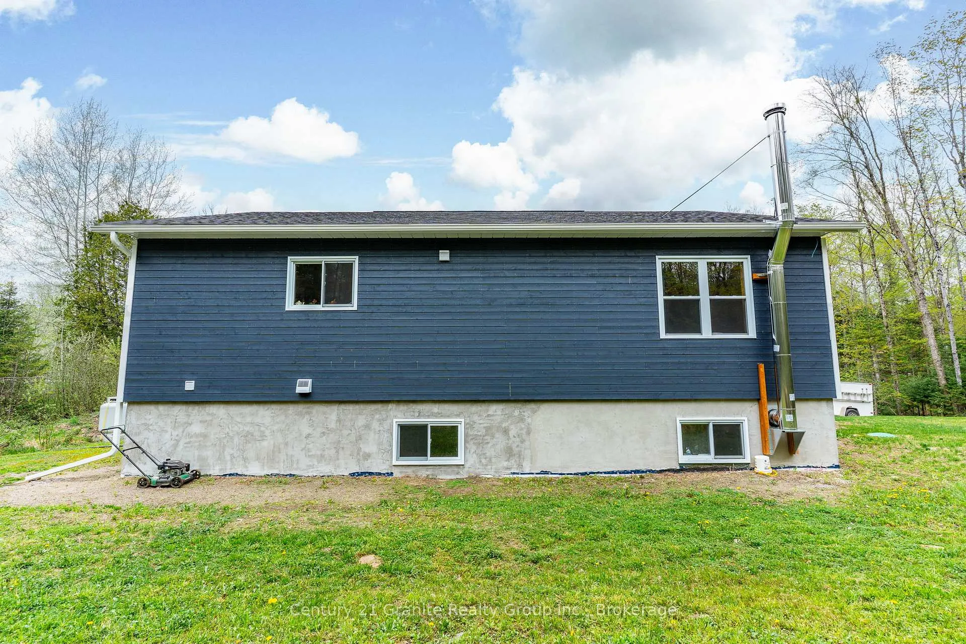 Photo 38 of 10498 Highway 118, Algonquin Highlands, Stanhope — HOMEH