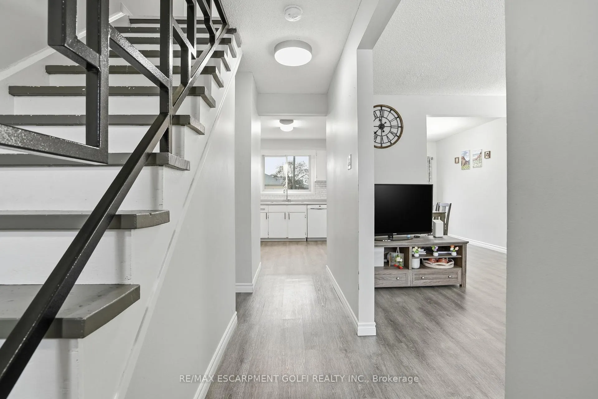 Photo 4 of Unit 10, 596 Grey Street, Brantford — HOMEH
