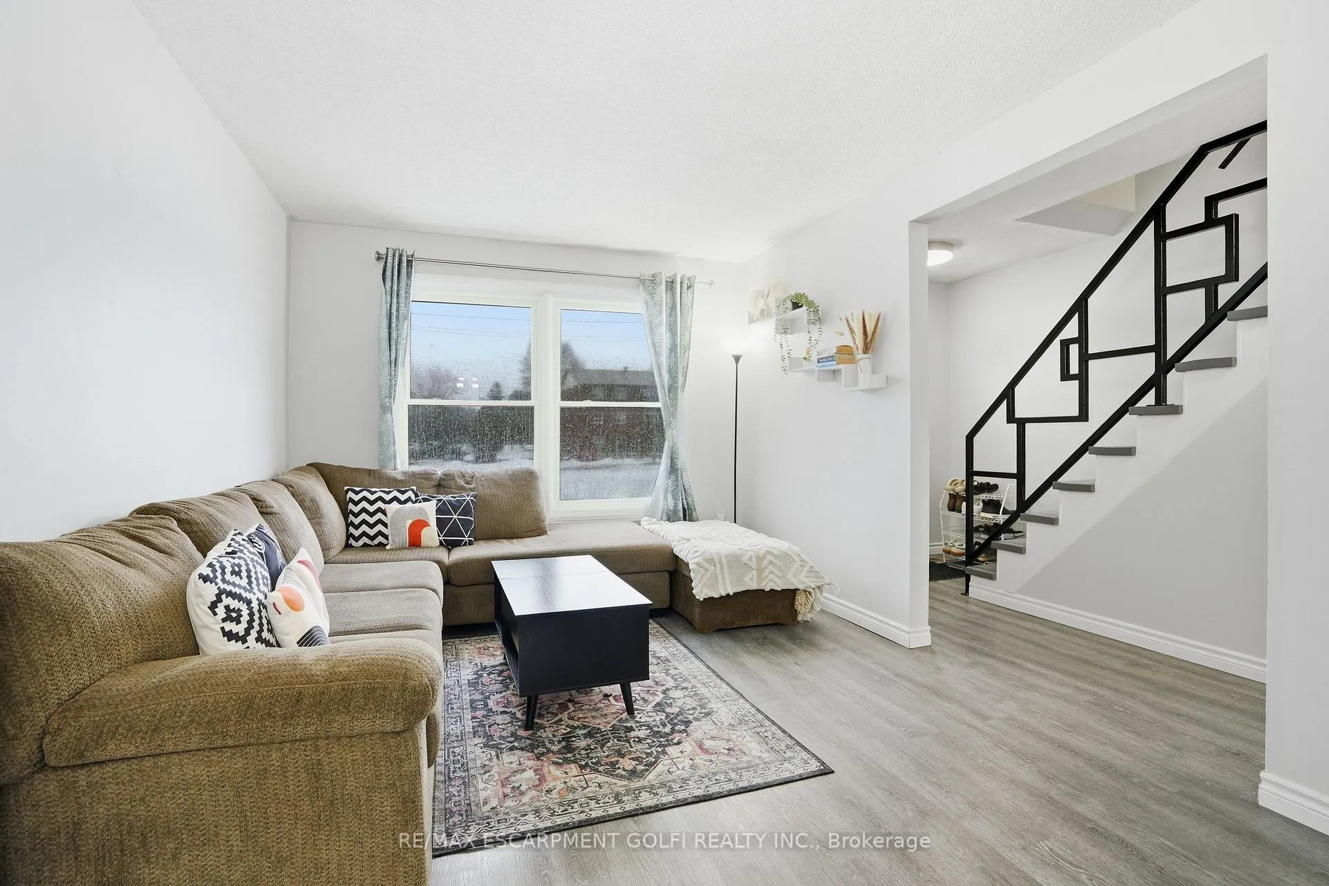 Photo 6 of Unit 10, 596 Grey Street, Brantford — HOMEH
