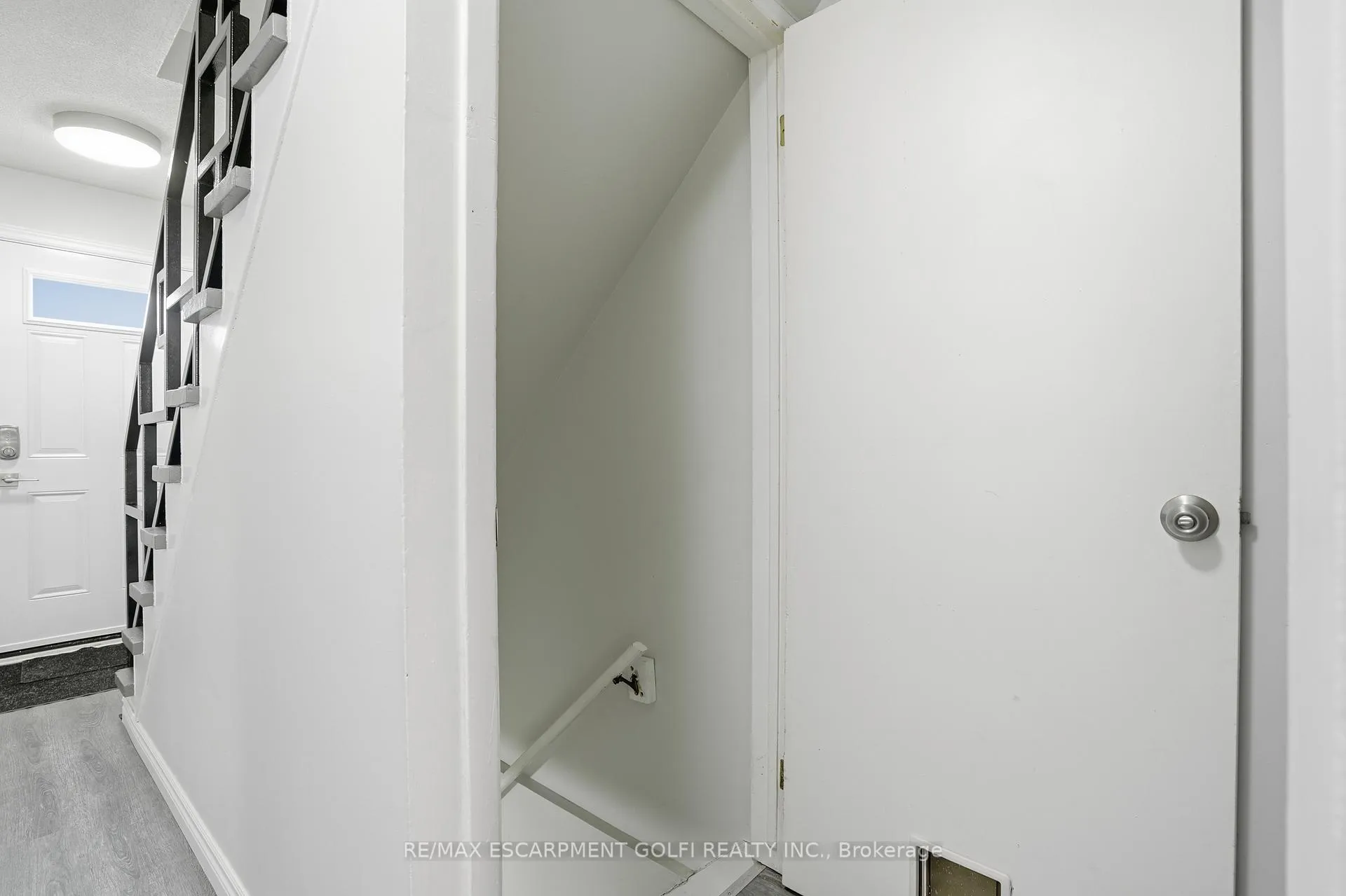 Photo 21 of Unit 10, 596 Grey Street, Brantford — HOMEH
