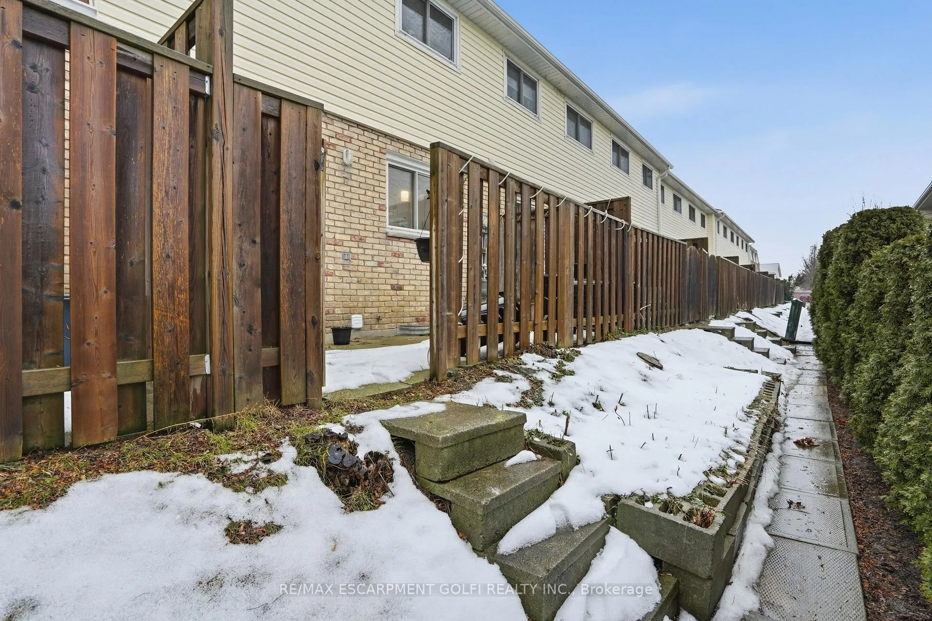 Photo 27 of Unit 10, 596 Grey Street, Brantford — HOMEH