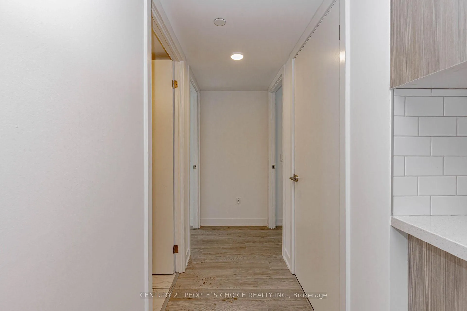 Photo 19 of Unit 1502, 1010 Sandy Beach Road, Pickering, Bay Ridges — HOMEH