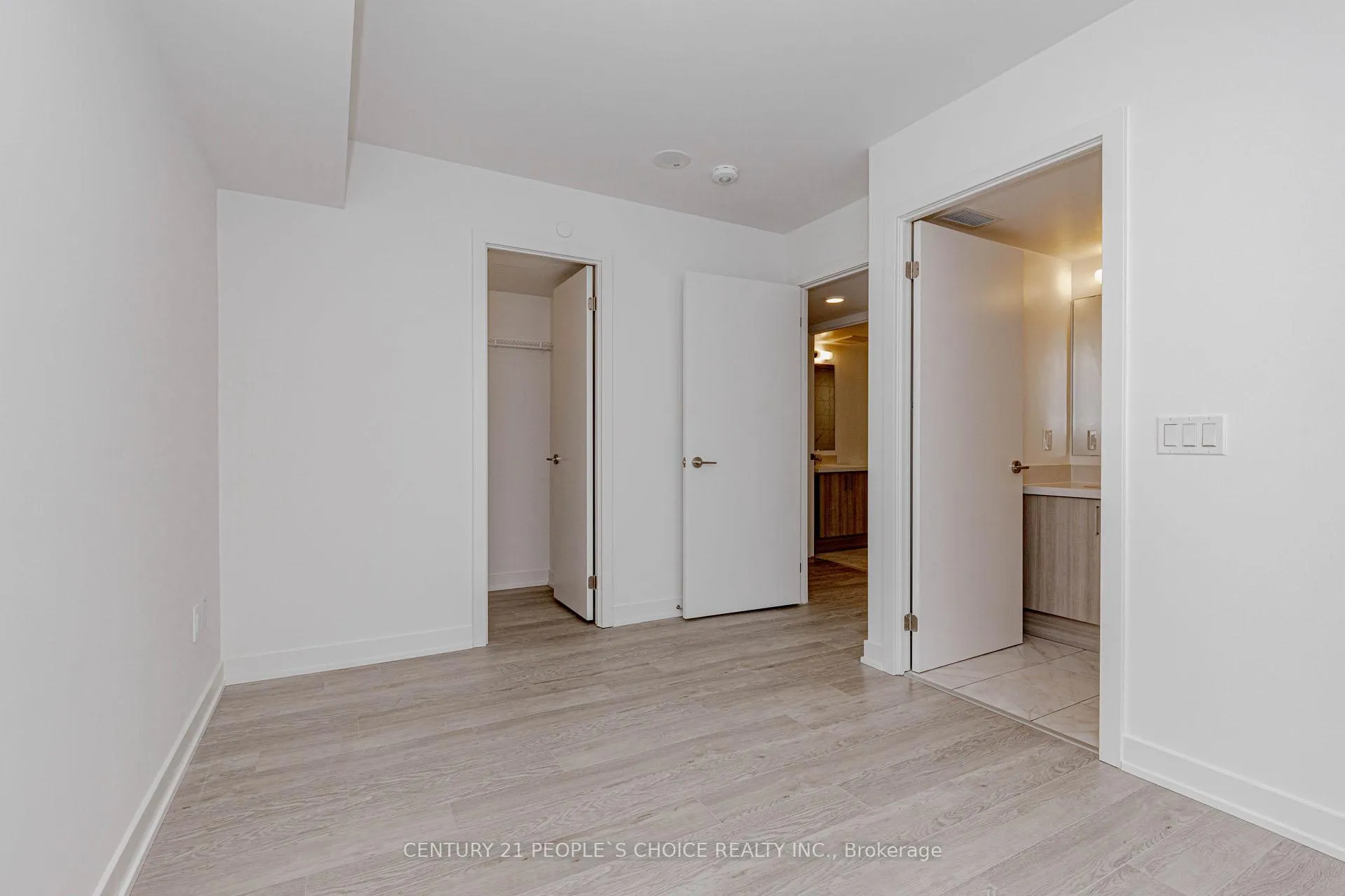 Photo 22 of Unit 1502, 1010 Sandy Beach Road, Pickering, Bay Ridges — HOMEH