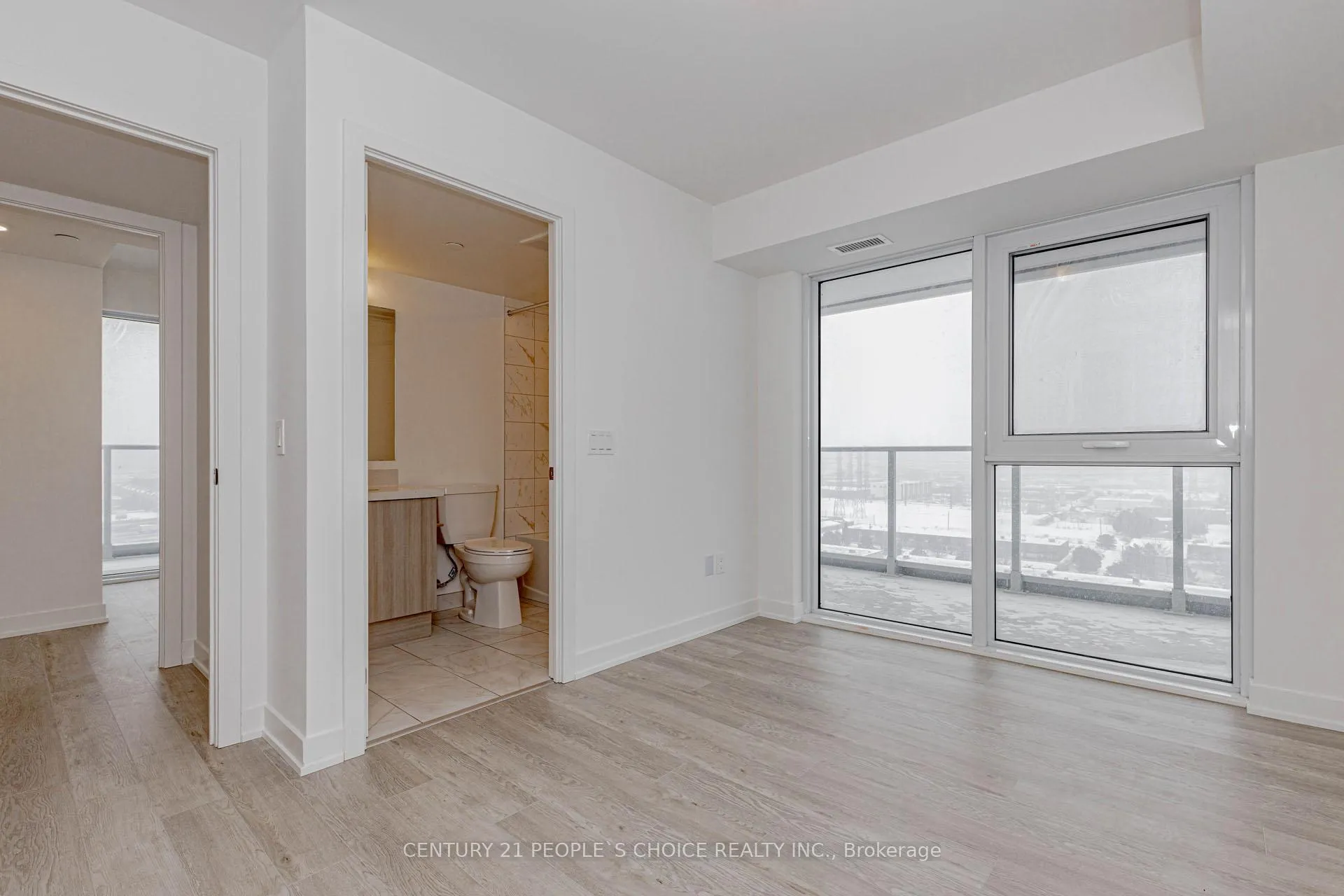 Photo 23 of Unit 1502, 1010 Sandy Beach Road, Pickering, Bay Ridges — HOMEH