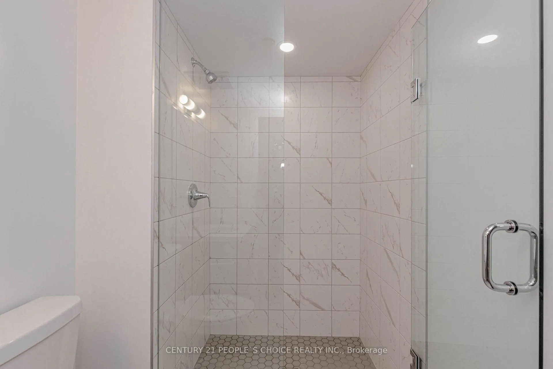 Photo 31 of Unit 1502, 1010 Sandy Beach Road, Pickering, Bay Ridges — HOMEH
