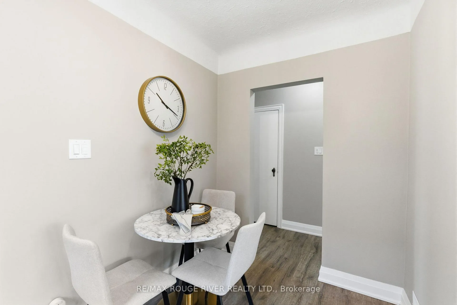 Photo 17 of 390 Division Street, Oshawa, O'Neill — HOMEH